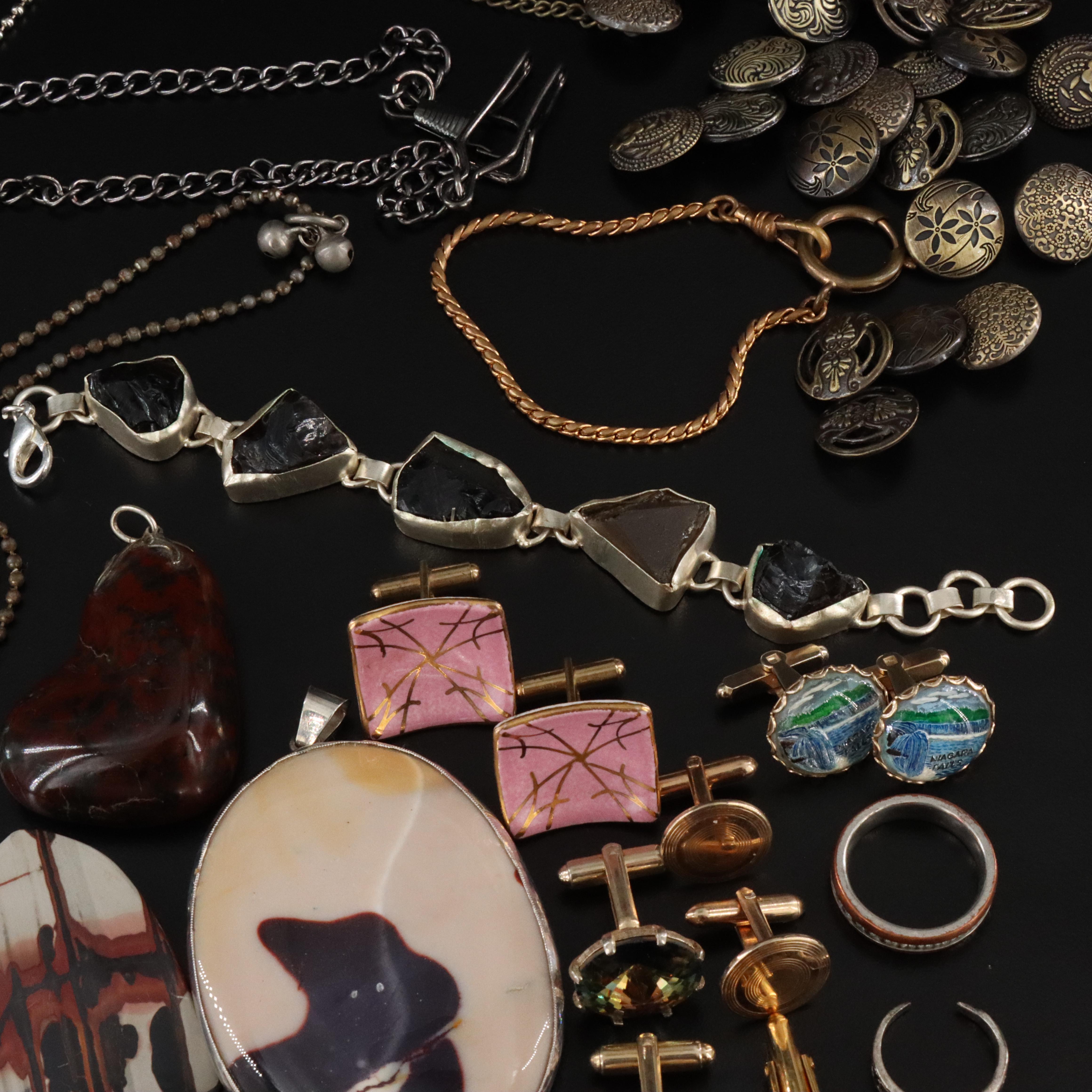 Jasper and Quartz Featured in Jewelry Collection