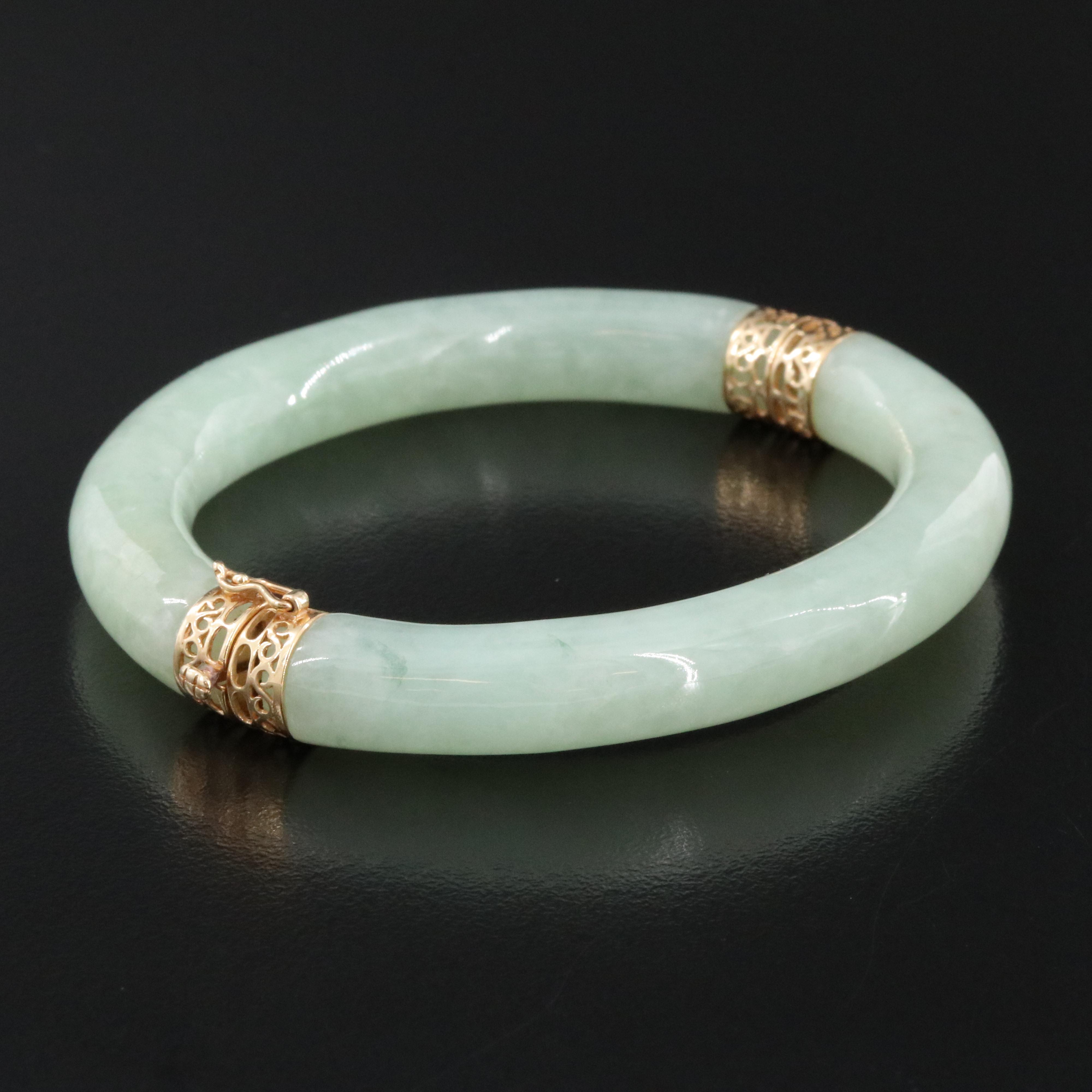 14K Jadeite Hinged Bangle Bracelet