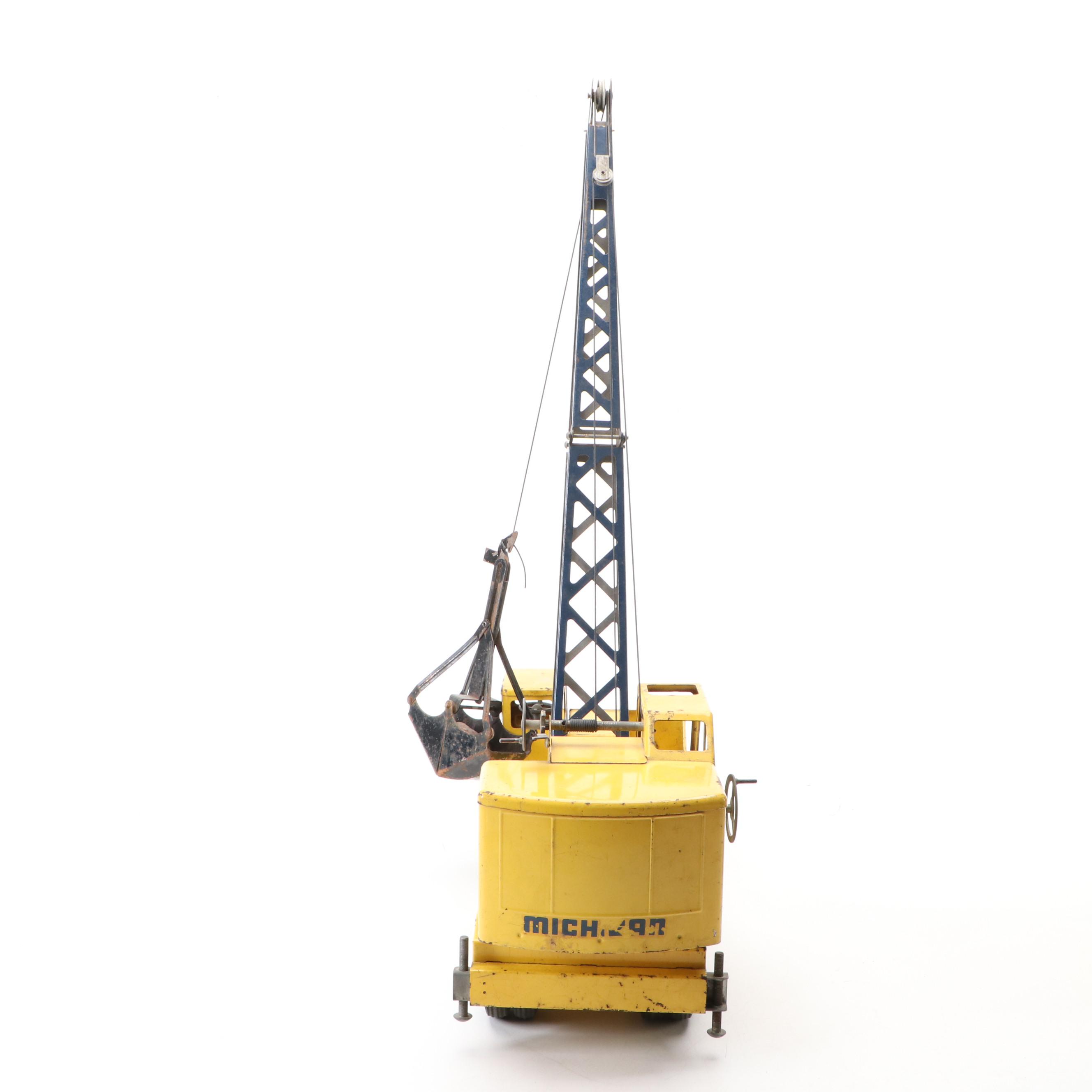 Ny-Lint Clark Equipment Michigan T-25 Steel Crane Truck with Structo Bulldozer