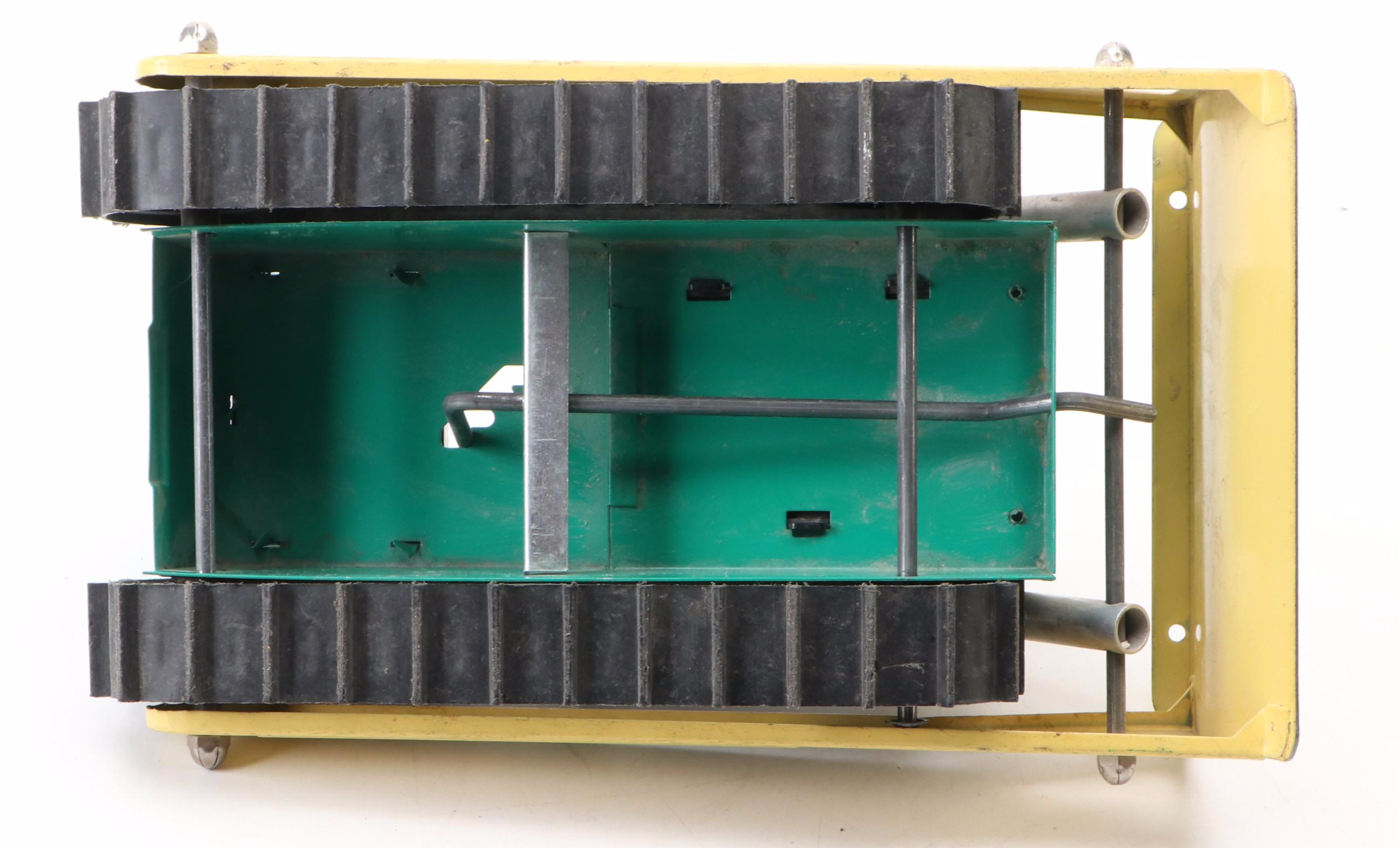 Ny-Lint Clark Equipment Michigan T-25 Steel Crane Truck with Structo Bulldozer