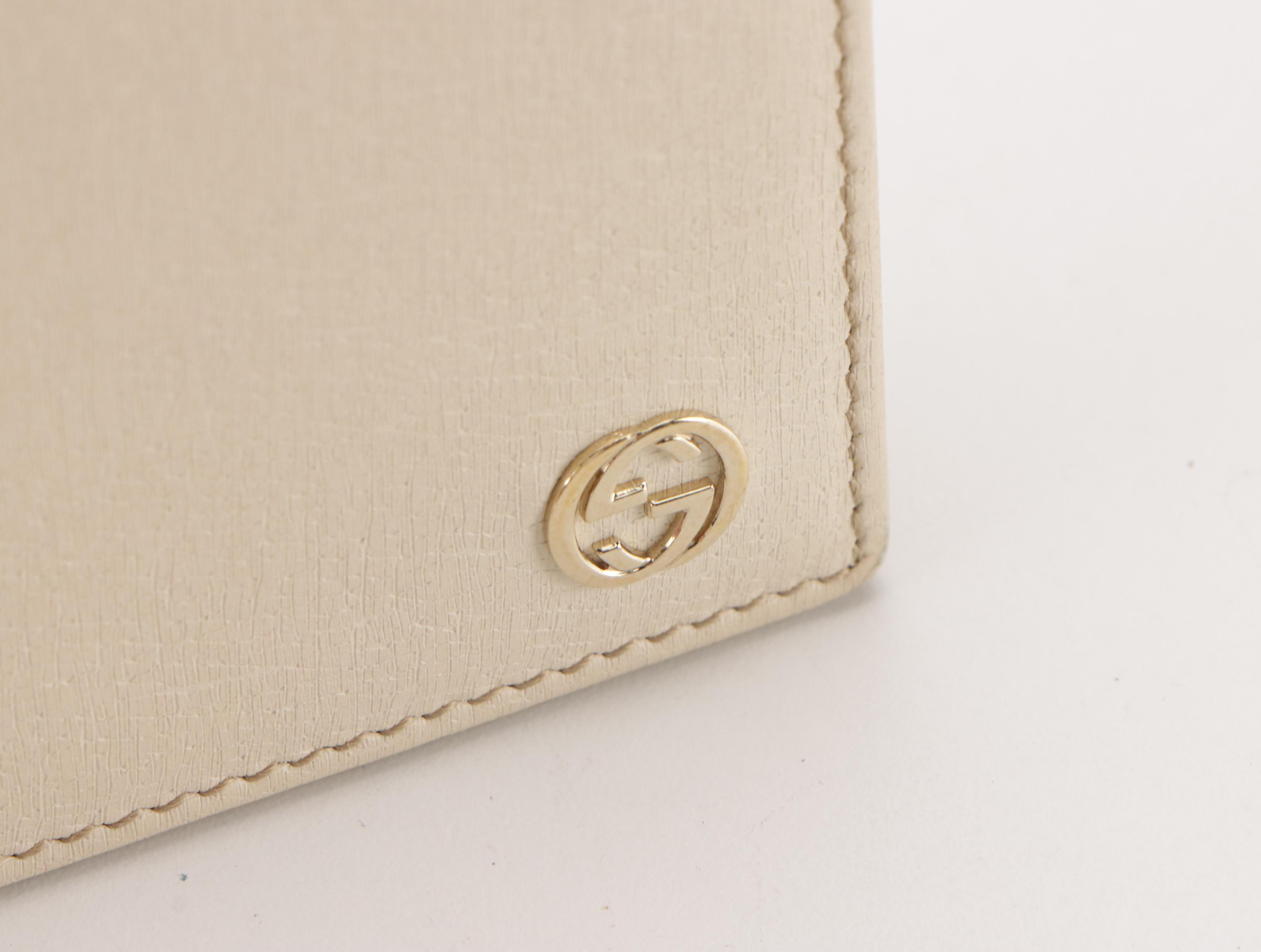 Gucci Full Flap Clutch Wallet in Off-White Leather