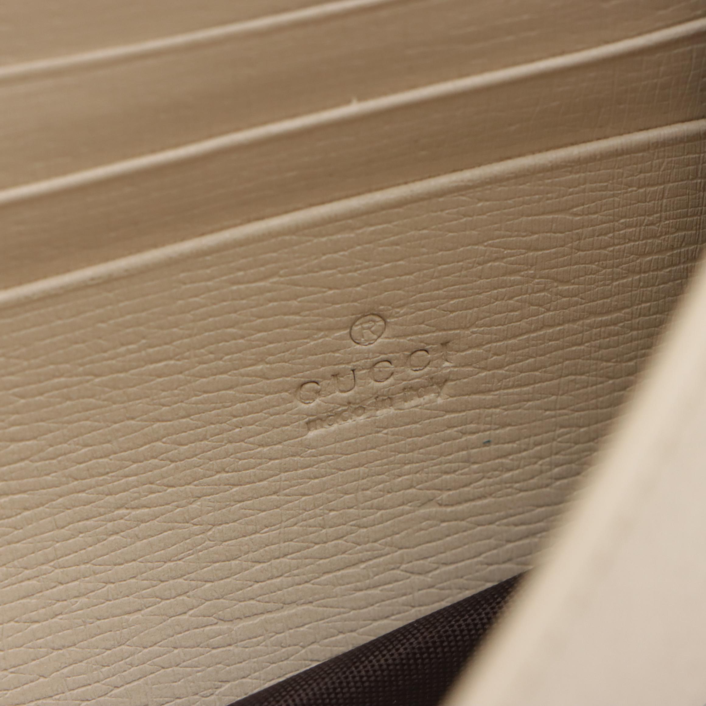 Gucci Full Flap Clutch Wallet in Off-White Leather