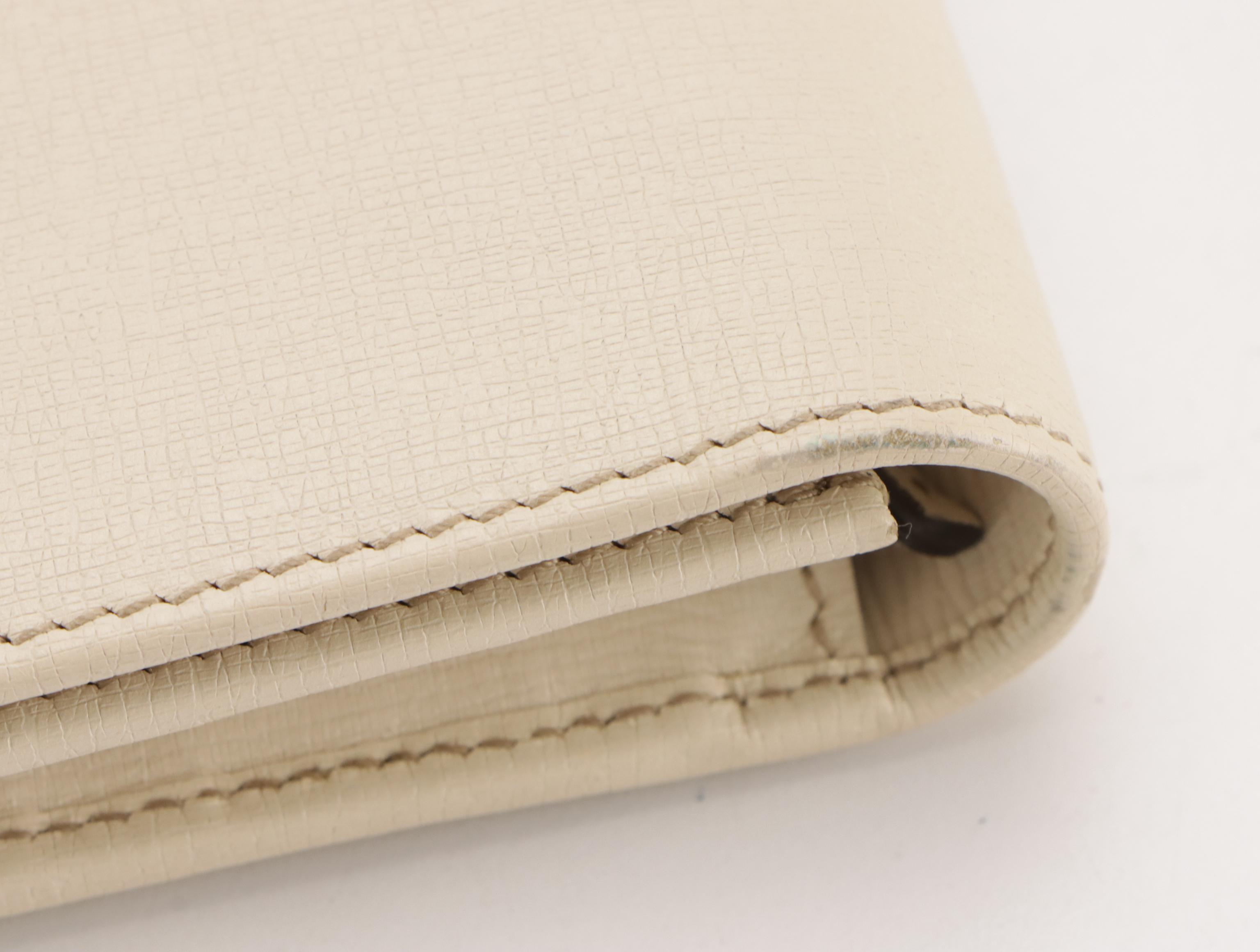 Gucci Full Flap Clutch Wallet in Off-White Leather