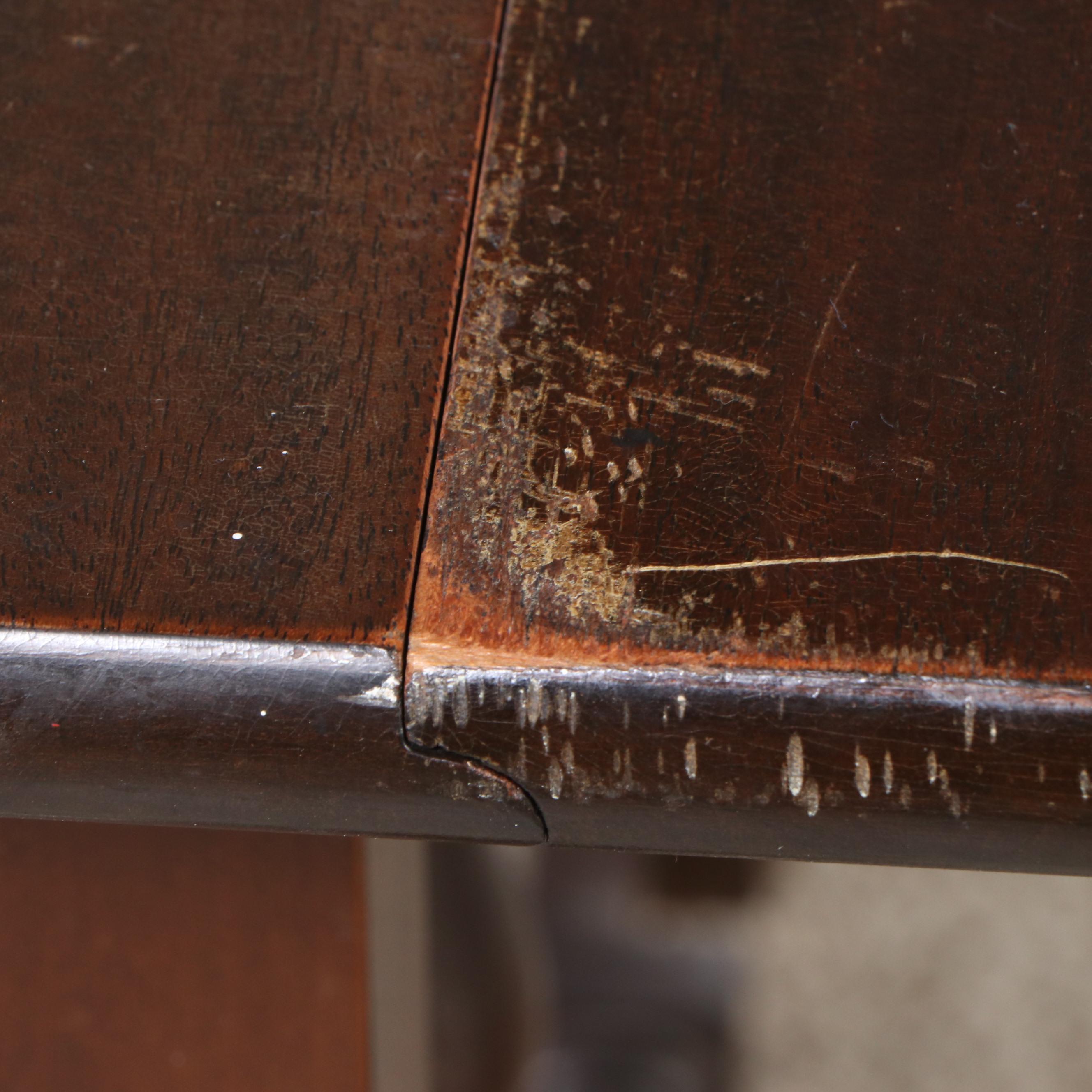 William and Mary Style Gateleg Mahogany Drop Leaf Table