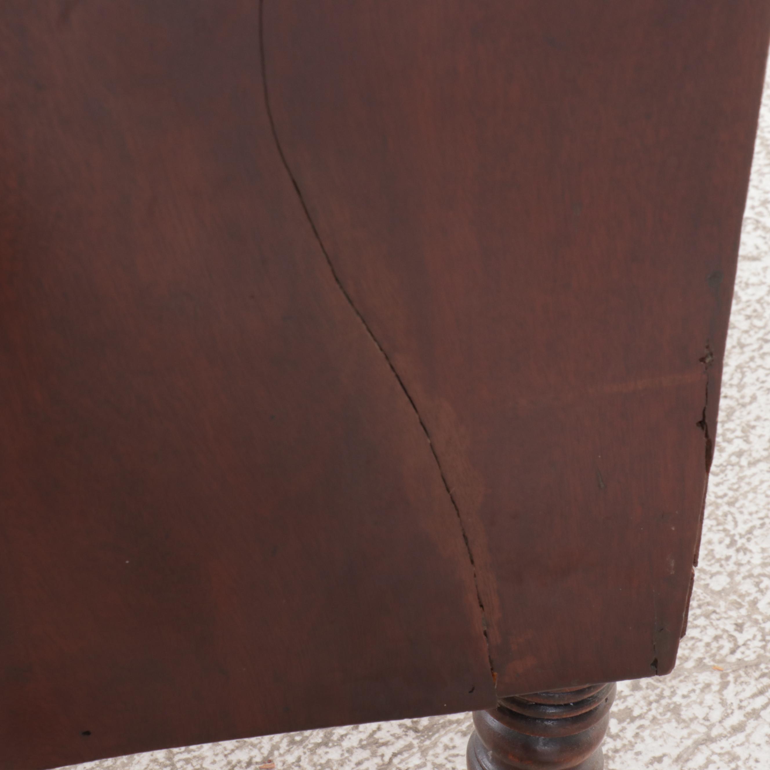 American Federal Mahogany Sideboard, Early 19th Century