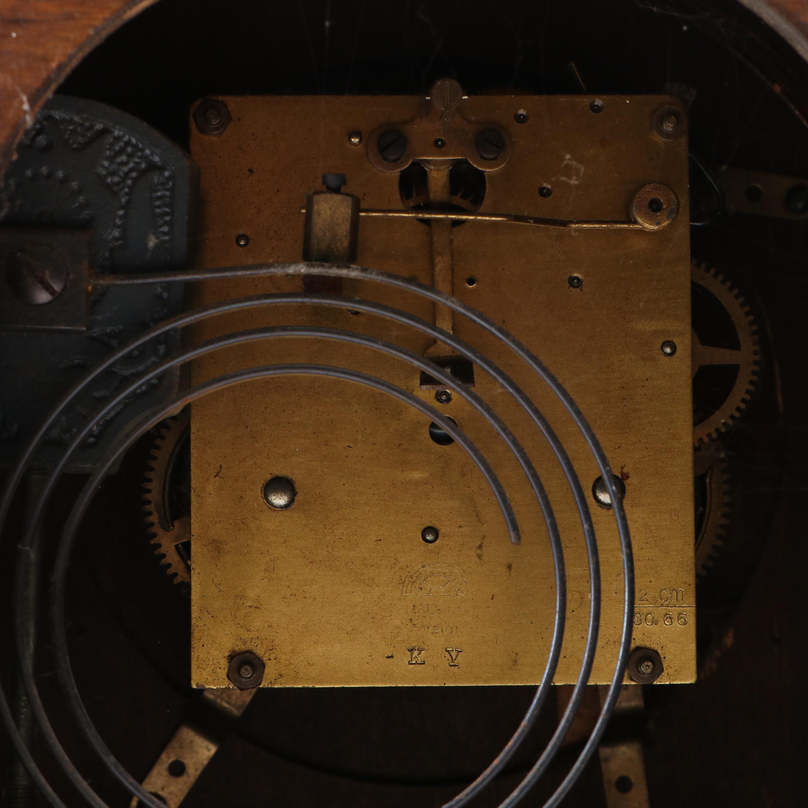 Mid Century Modern Mantel Clock