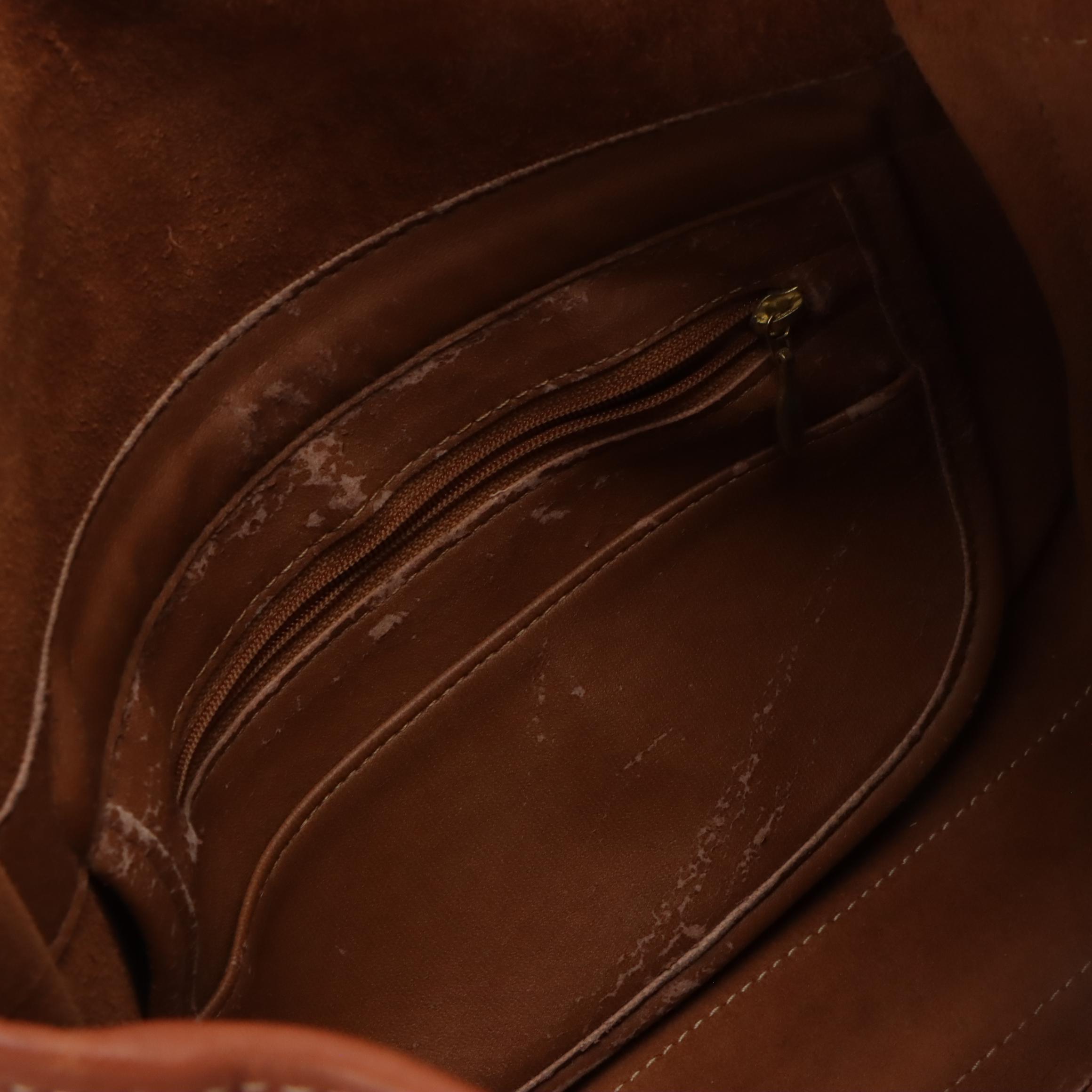 Burberrys Vintage Saddle Flap Crossbody in Caramel Brown Nubuck and Leather