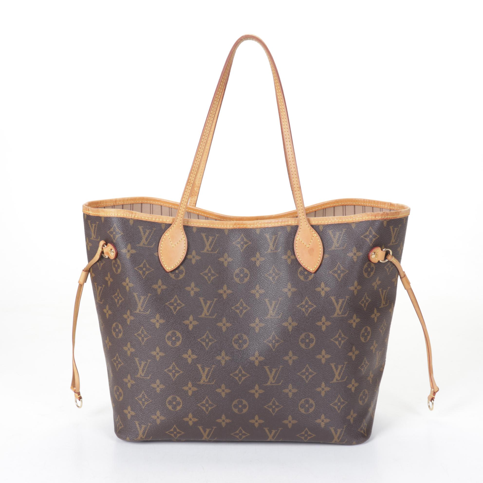Louis Vuitton Neverfull MM in Monogram Canvas and Leather Trim