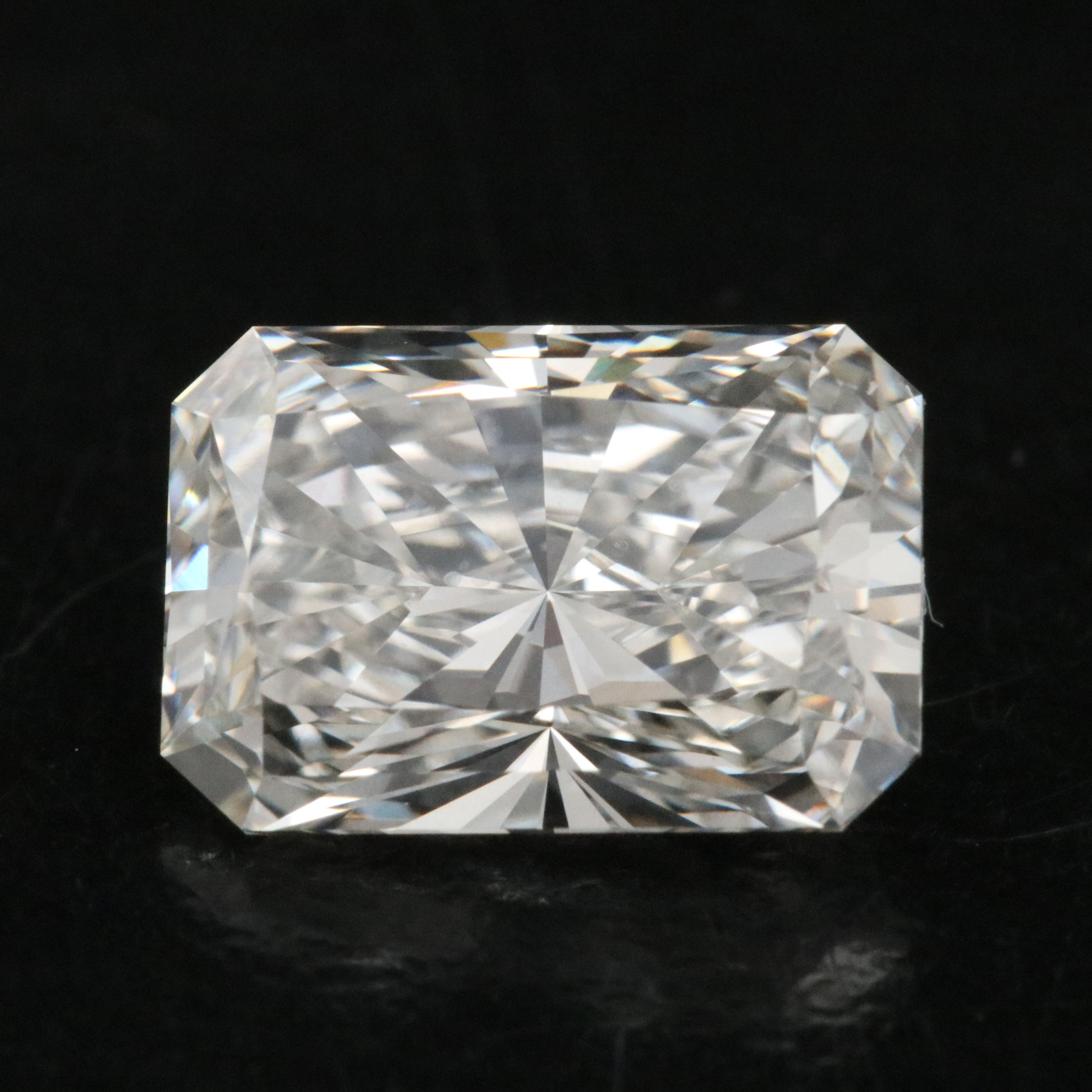 Loose 1.88 CT Lab Grown Diamond with IGI Report
