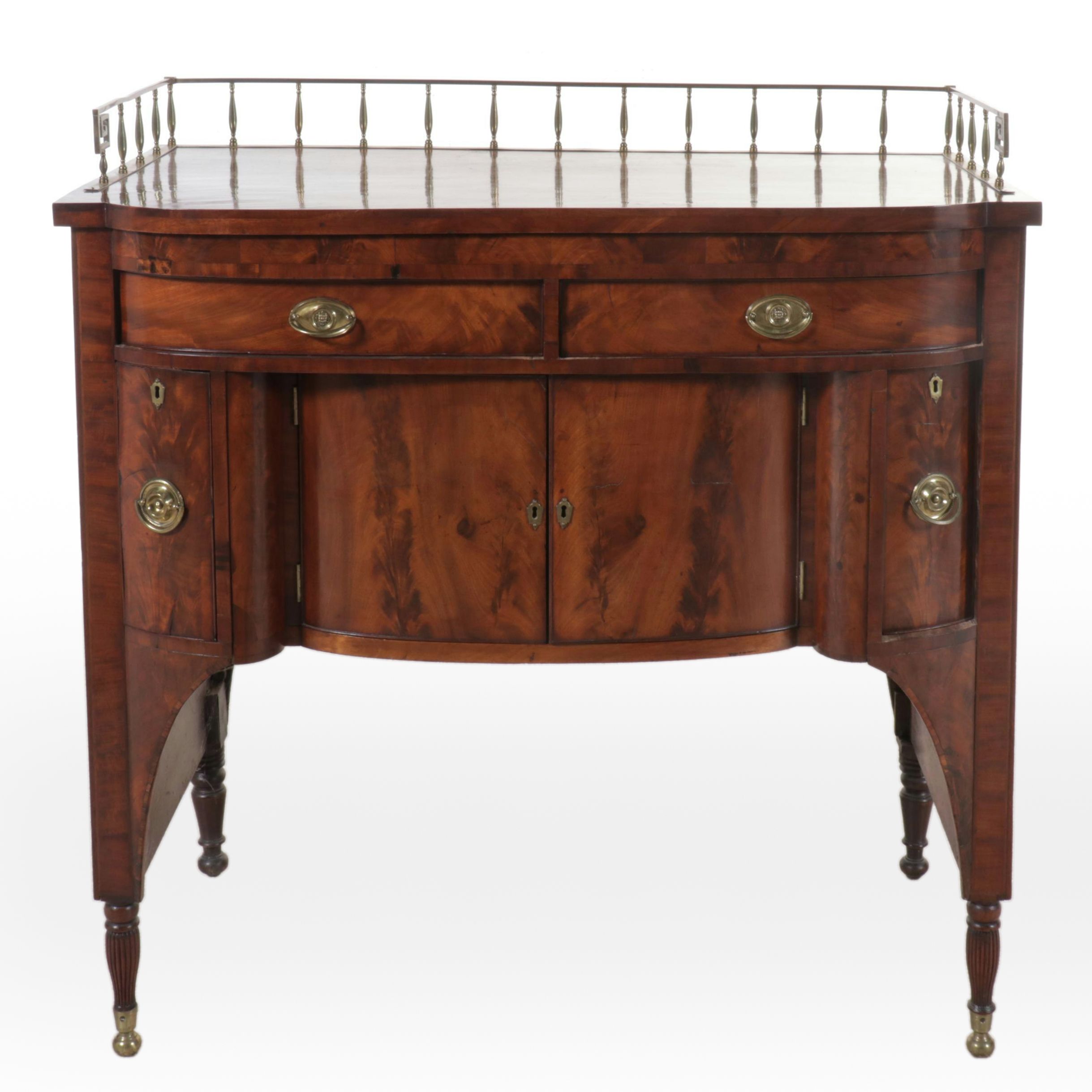 American Federal Mahogany Sideboard, Early 19th Century