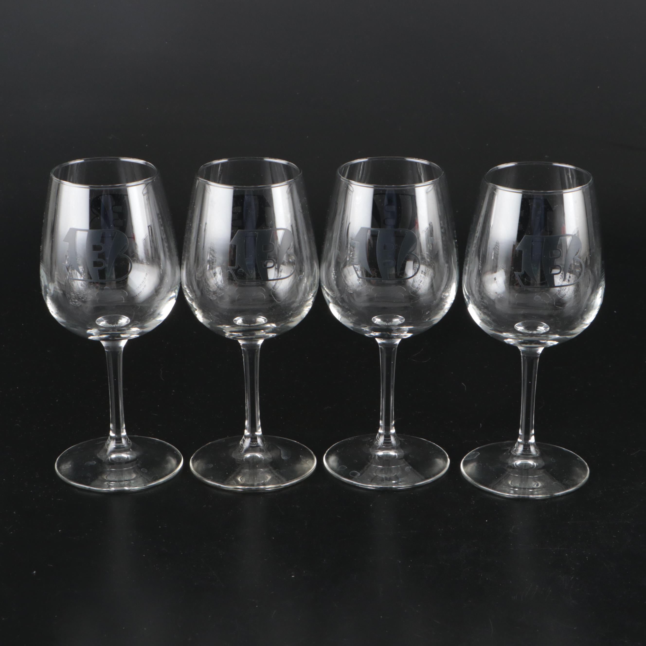 Cincinnati Bengals and Bearcats Beer and Wine Glasses with NFL Restaurant Guide