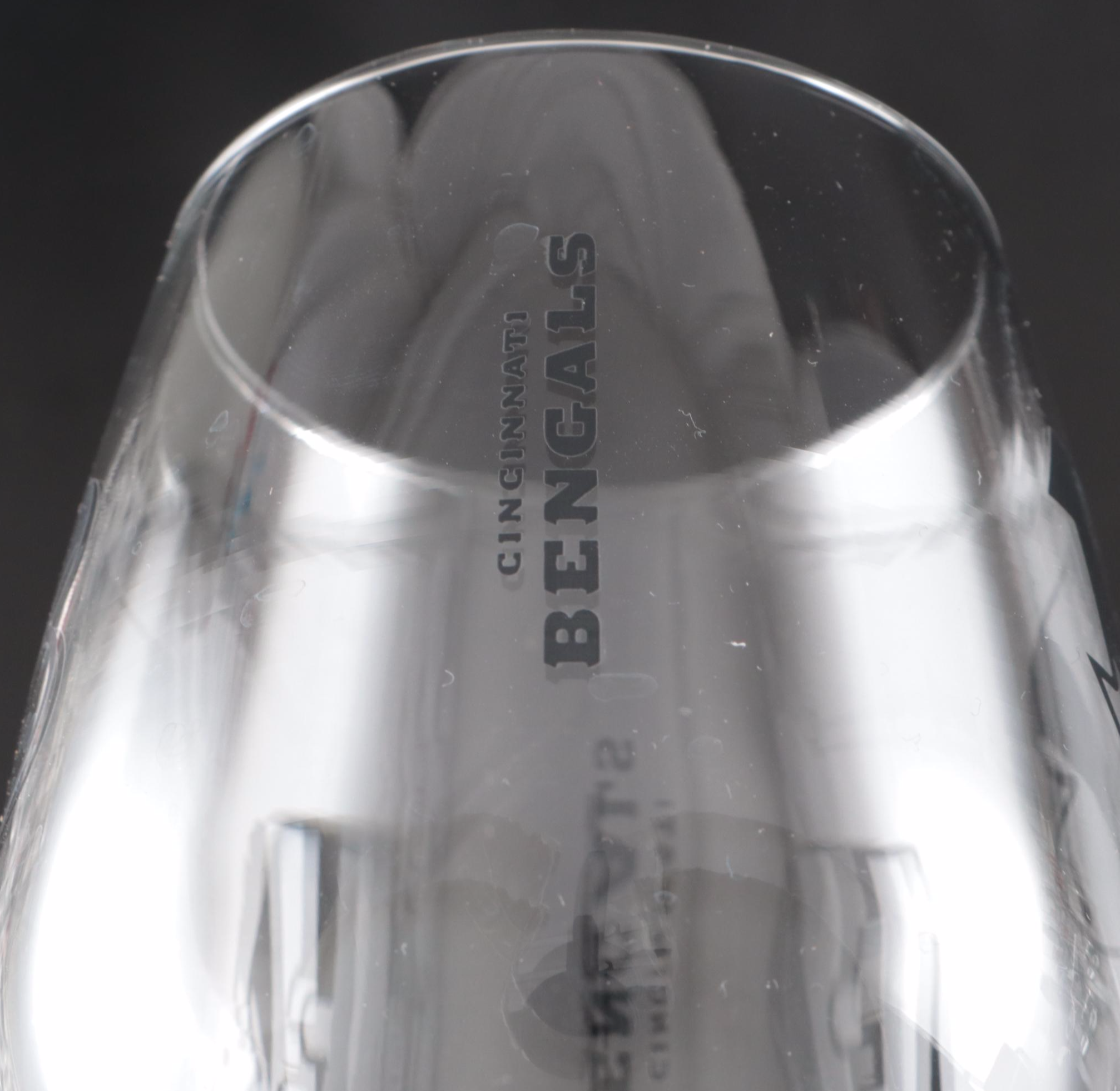 Cincinnati Bengals and Bearcats Beer and Wine Glasses with NFL Restaurant Guide