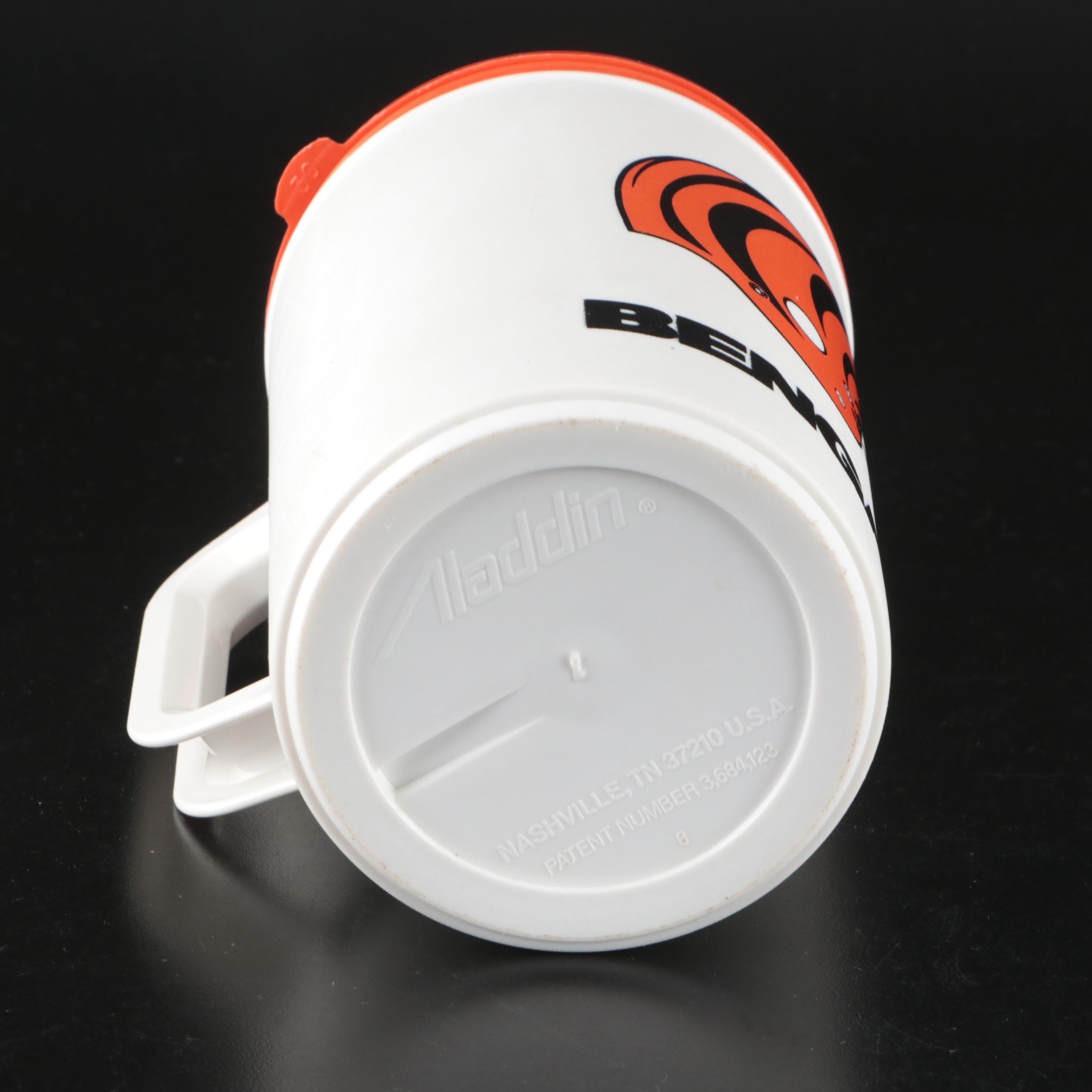 Cincinnati Bengals and Bearcats Beer and Wine Glasses with NFL Restaurant Guide