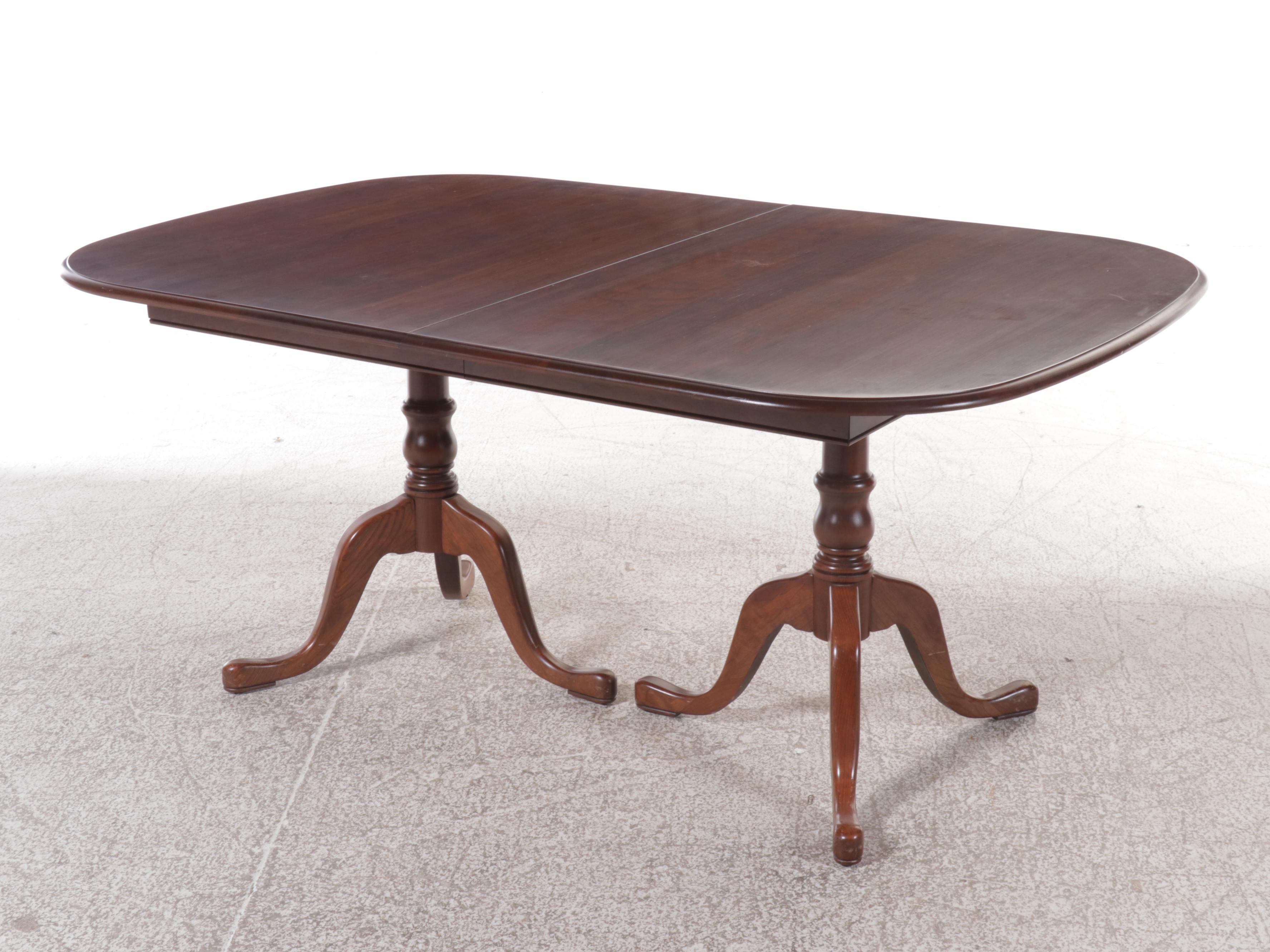 Queen Anne Style Mahogany Two-Pedestal Dining Table with Six Chairs