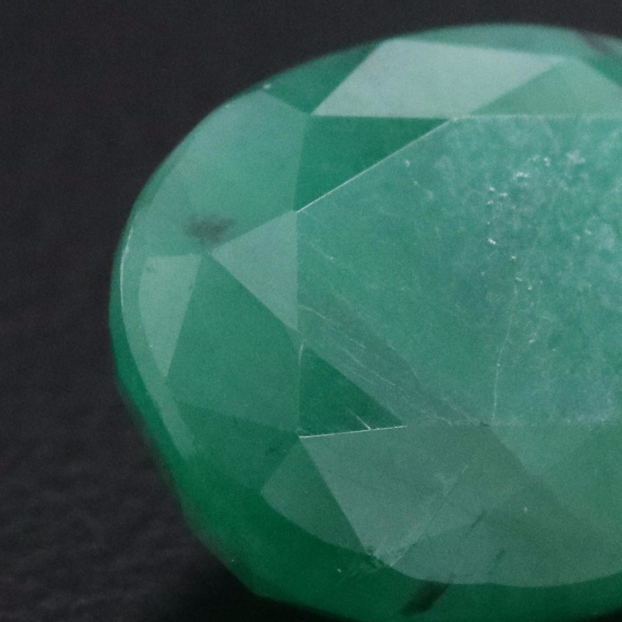Loose 5.91 CT Emerald