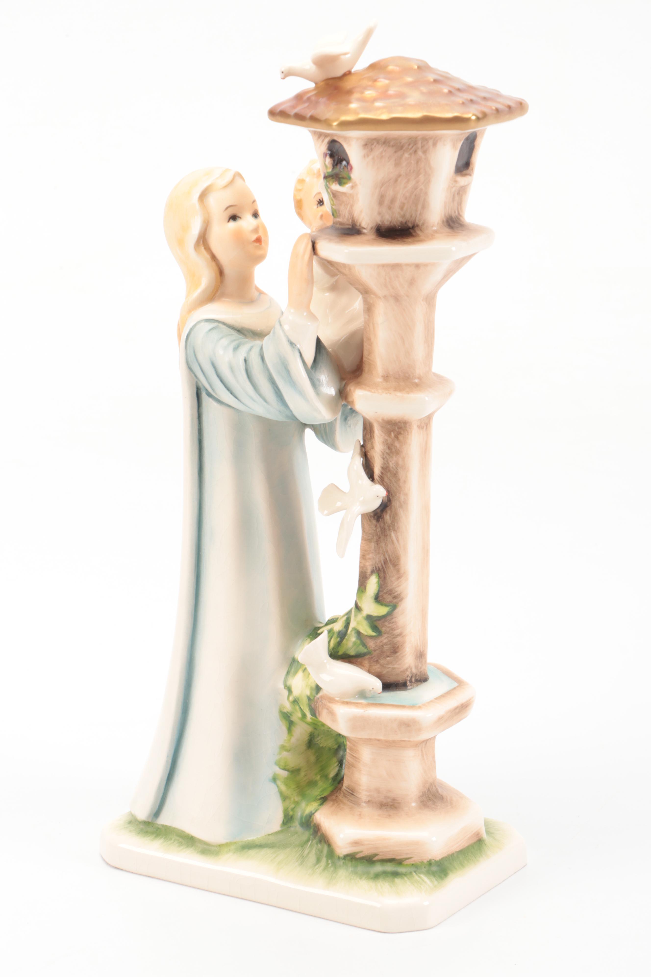 Goebel "Madonna of the Doves" Porcelain Hummel Figurine