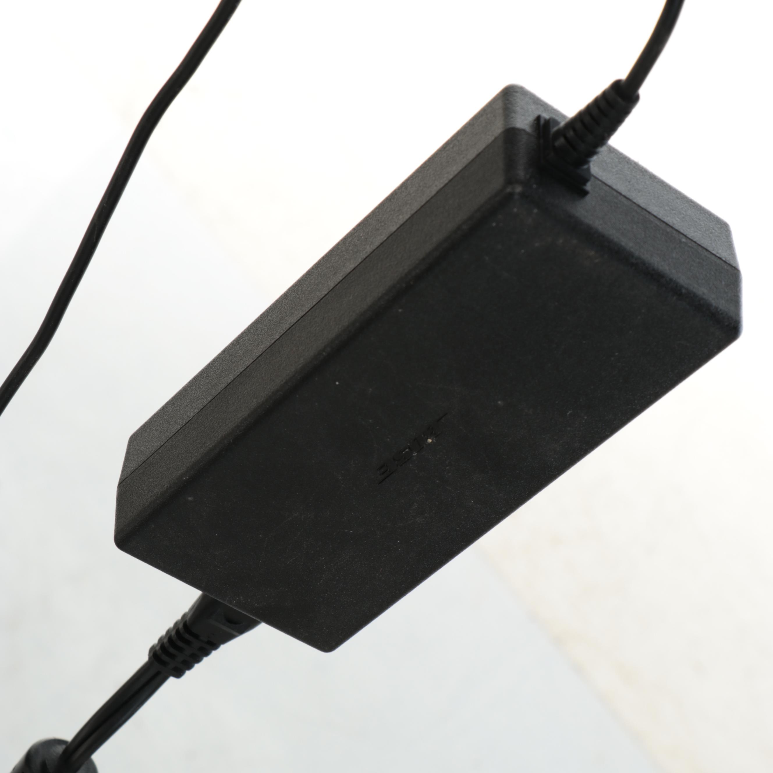 Bose Standing Surround Sound Speakers