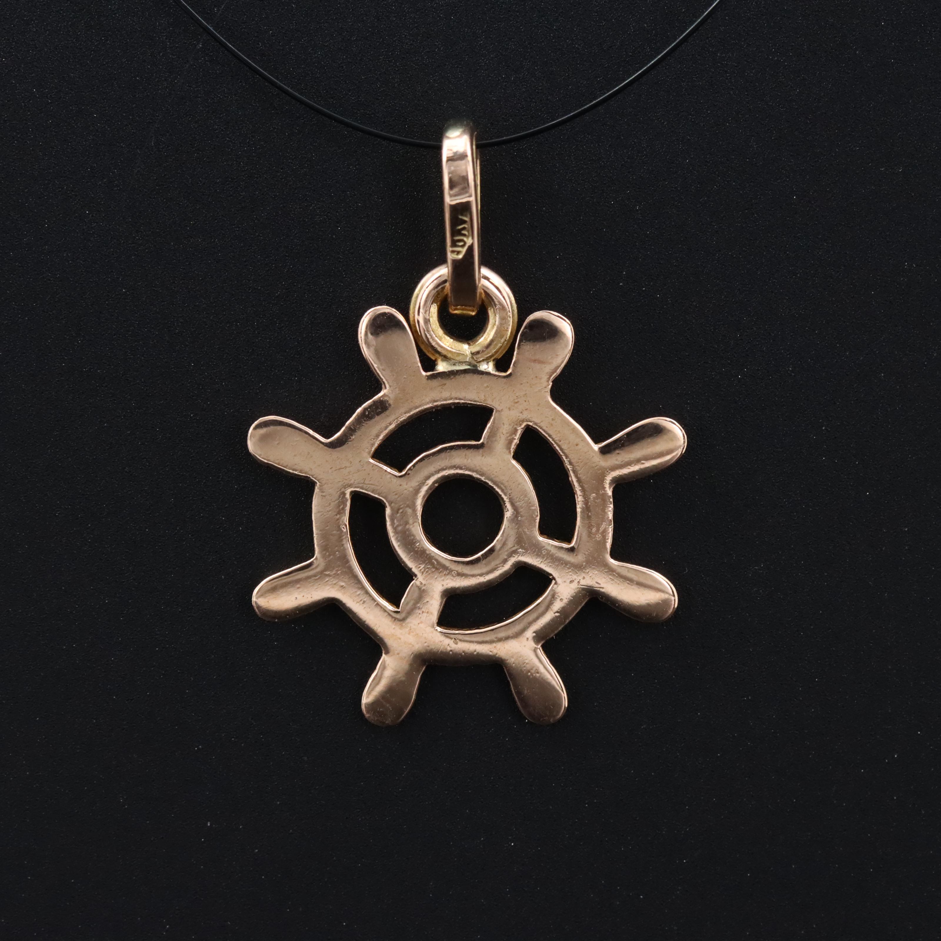18K Nautical Wheel Pendant