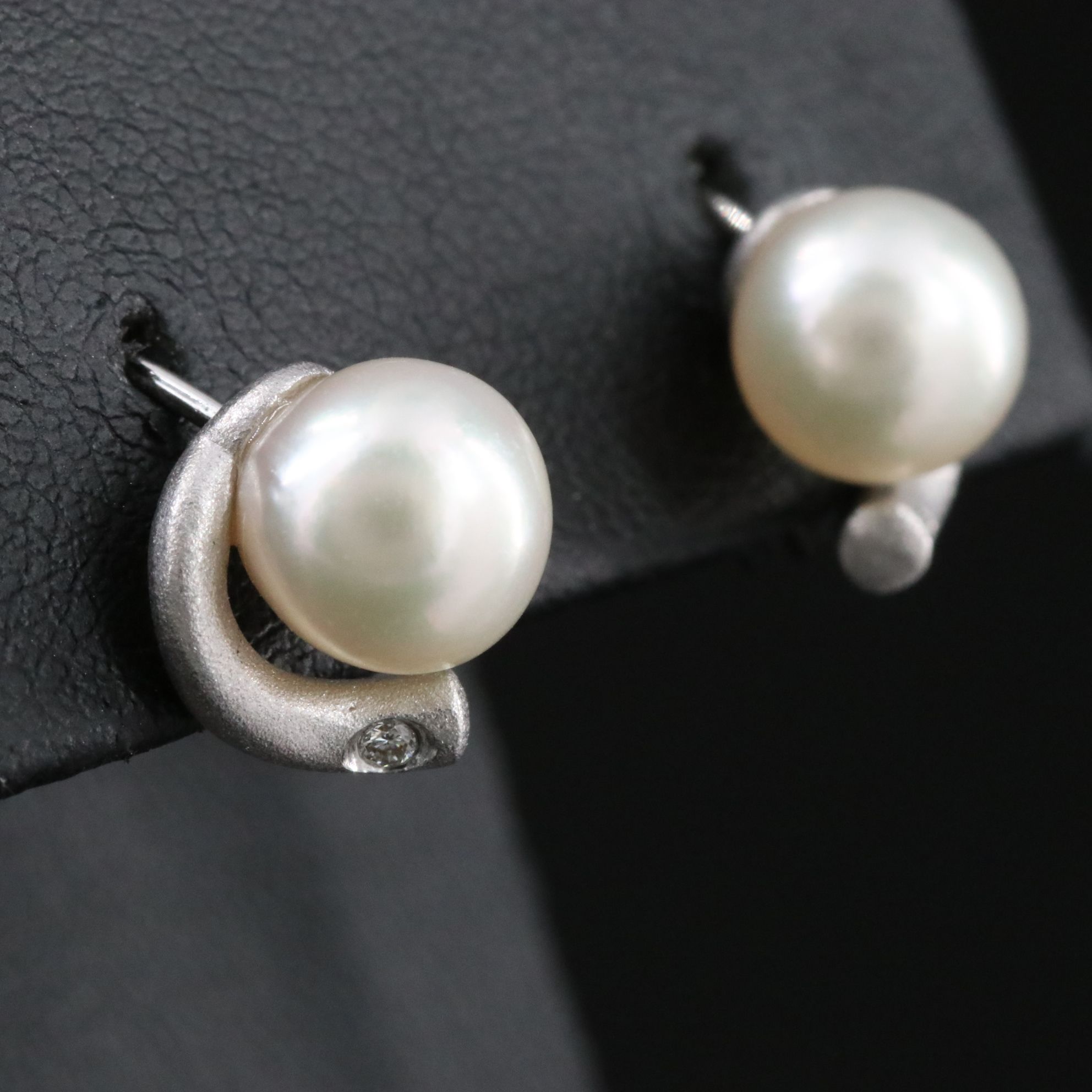 18K Pearl and Diamond Earrings