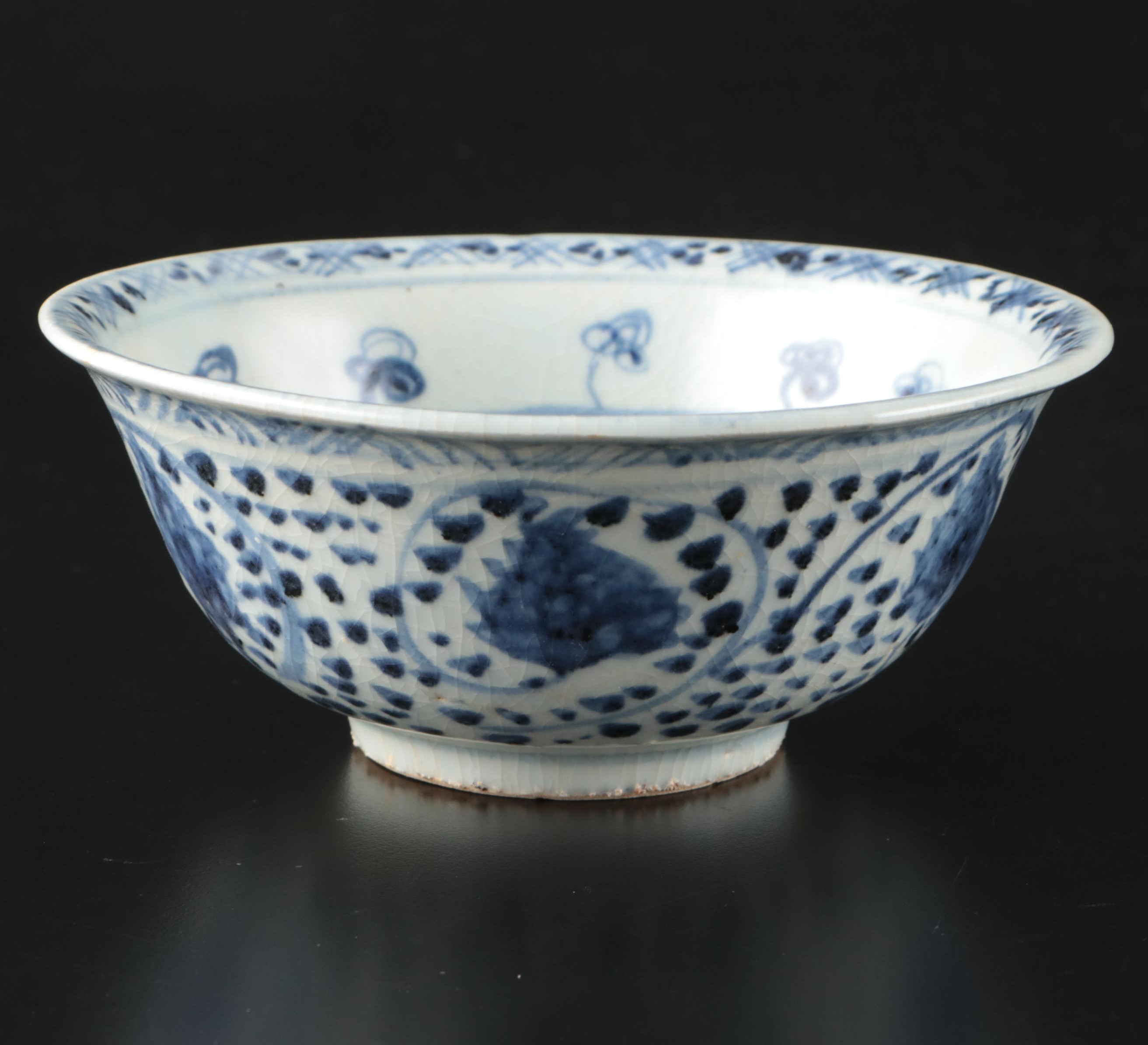 Chinese Floral Blue and White Porcelain Bowls and Plate