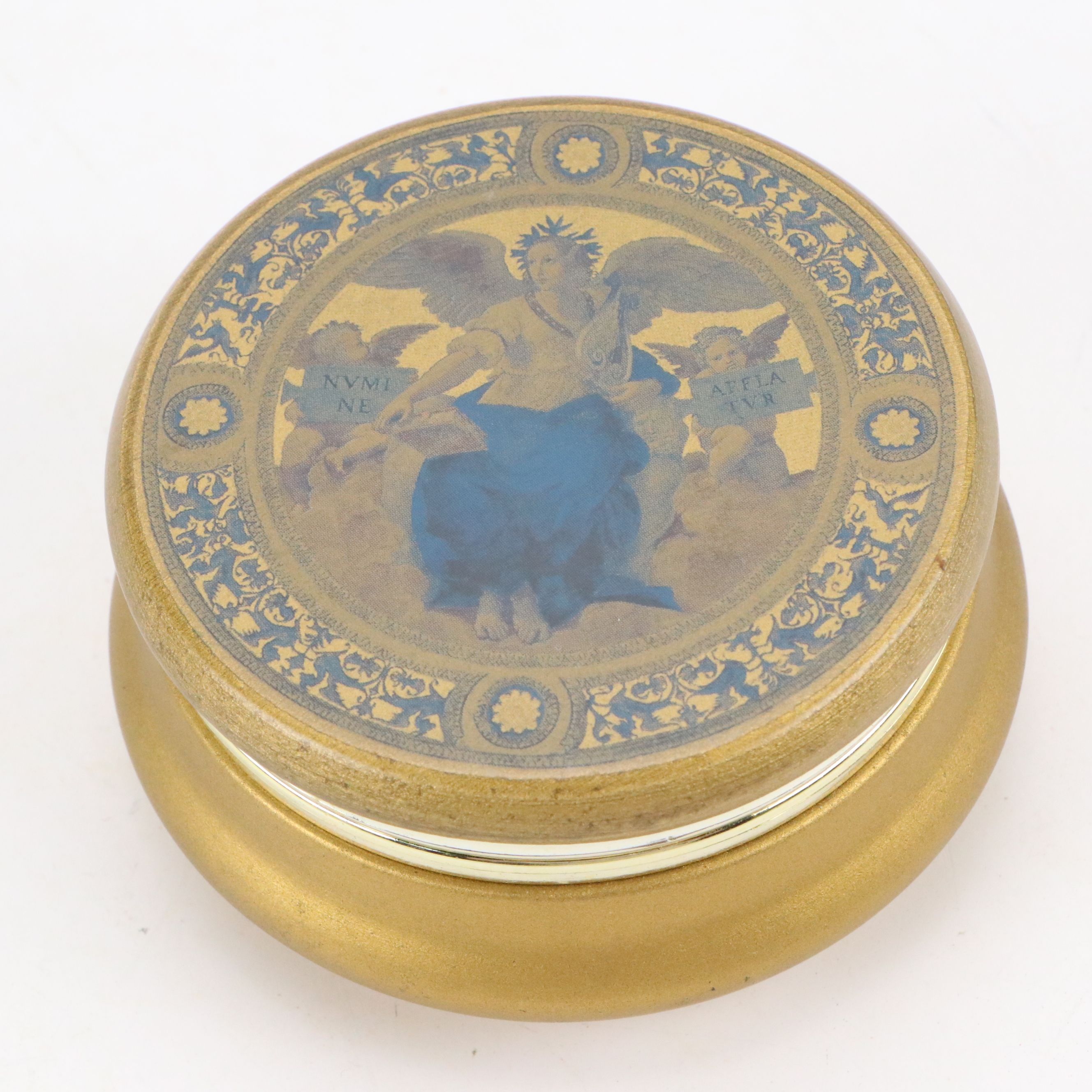 Continental Ceramic Vases and Decorative Boxes with Korean Brass Swan Bookends