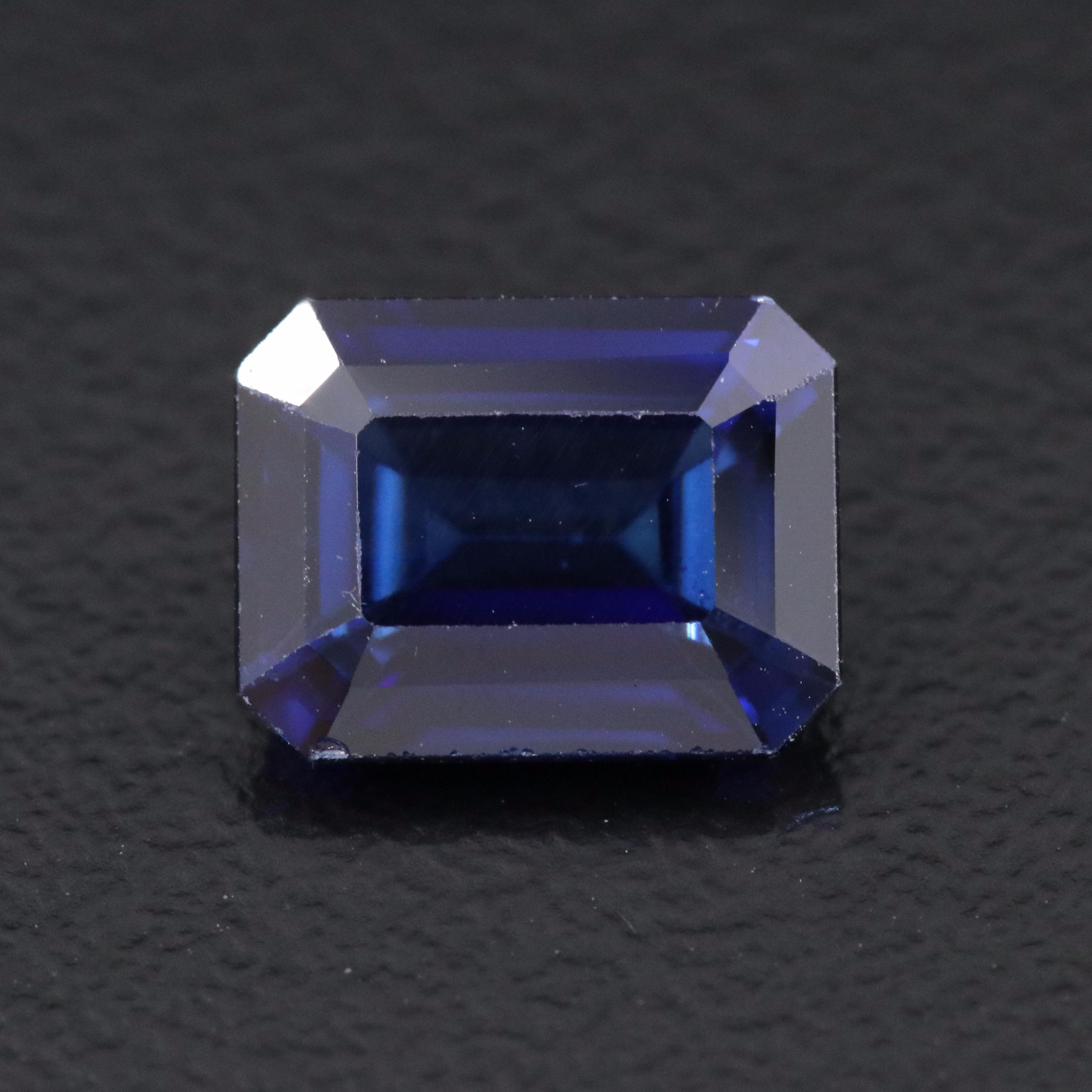 Loose 2.70 CT Lab Grown Sapphire