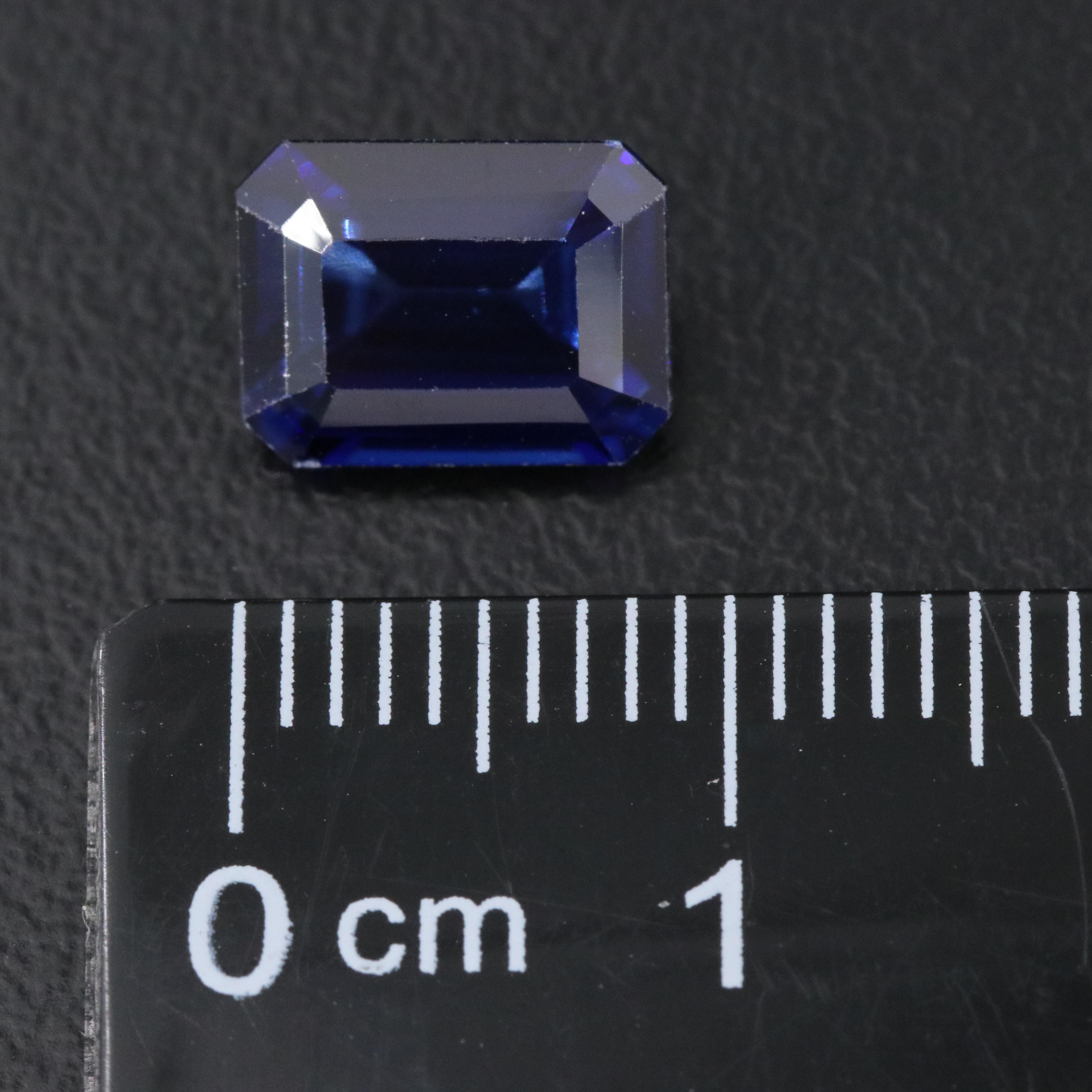 Loose 2.70 CT Lab Grown Sapphire