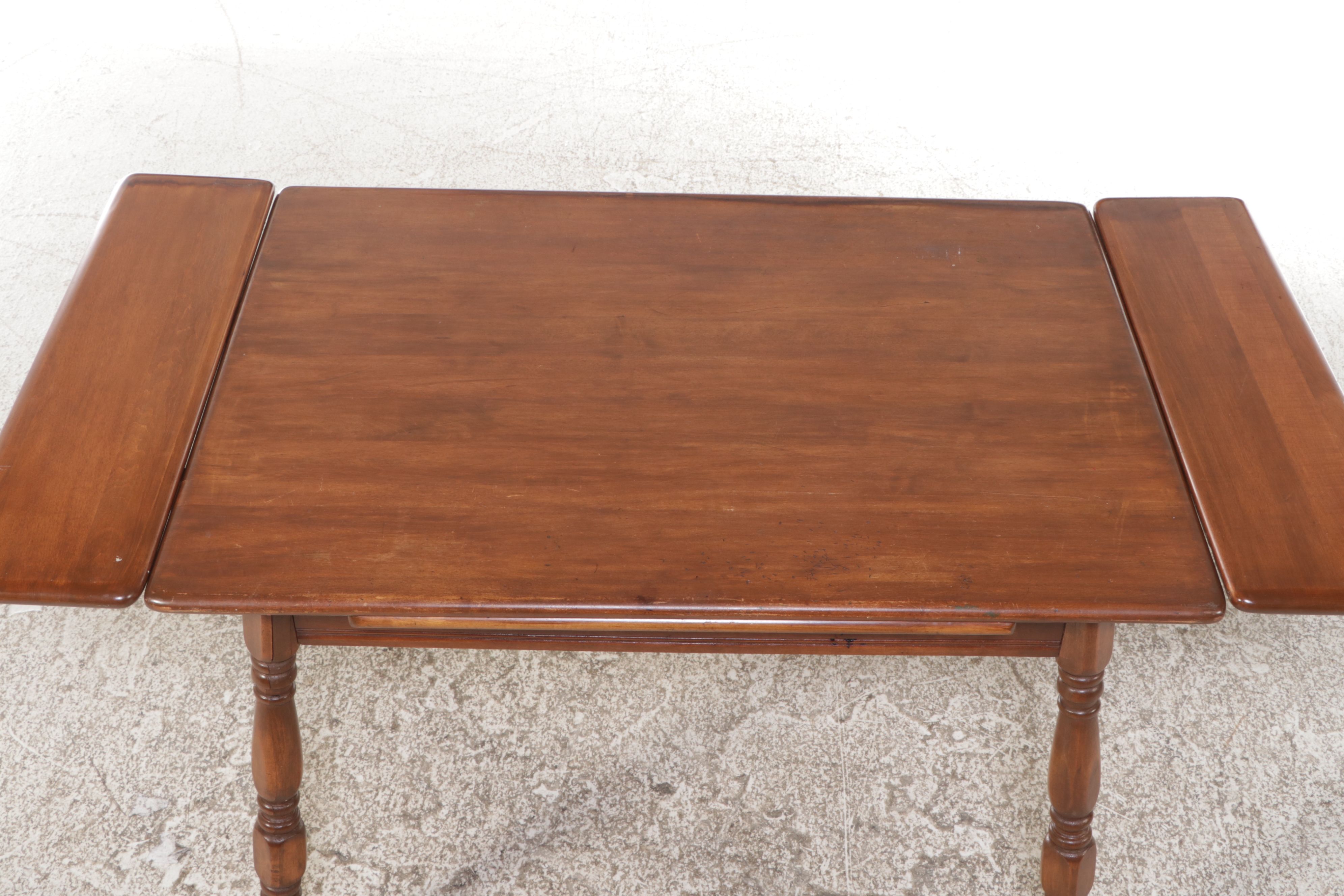 American Colonial Style Cherry Dining Table, Mid to Late 20th Century