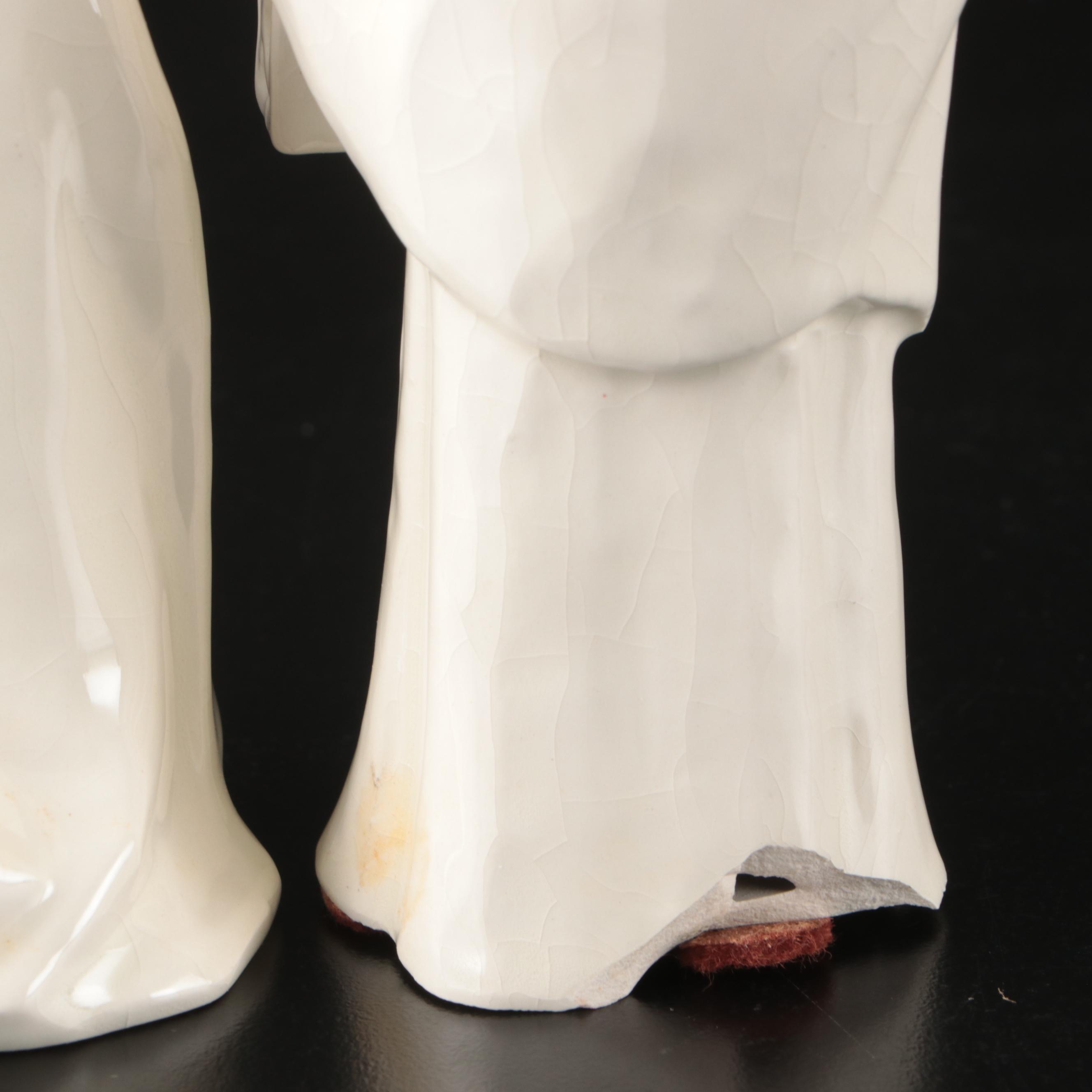 Goebel Sacrart Porcelain Nativity with Our Lady of Fátima Statuette