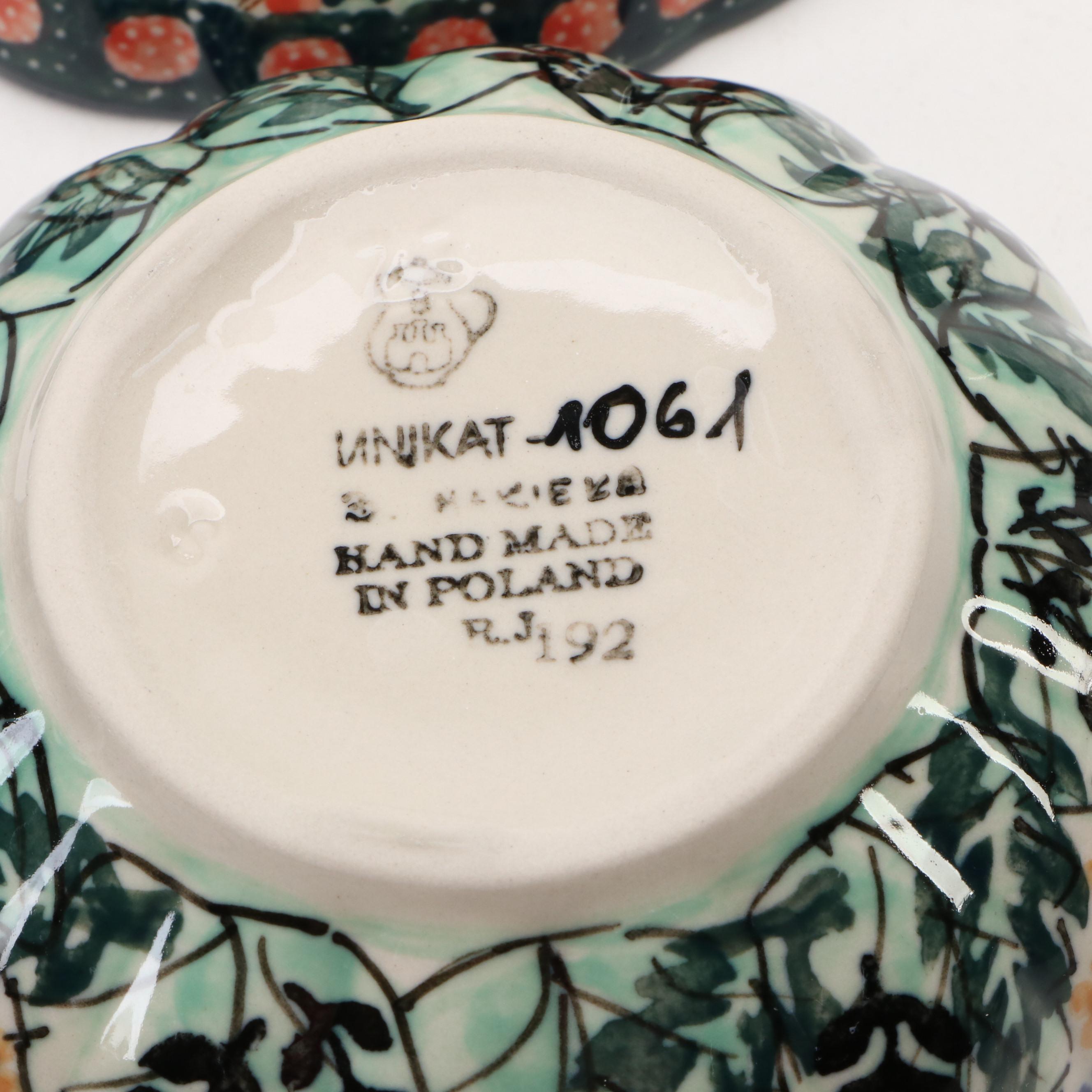 Bolesławiec Pottery Covered Butter Dish with Other Tableware