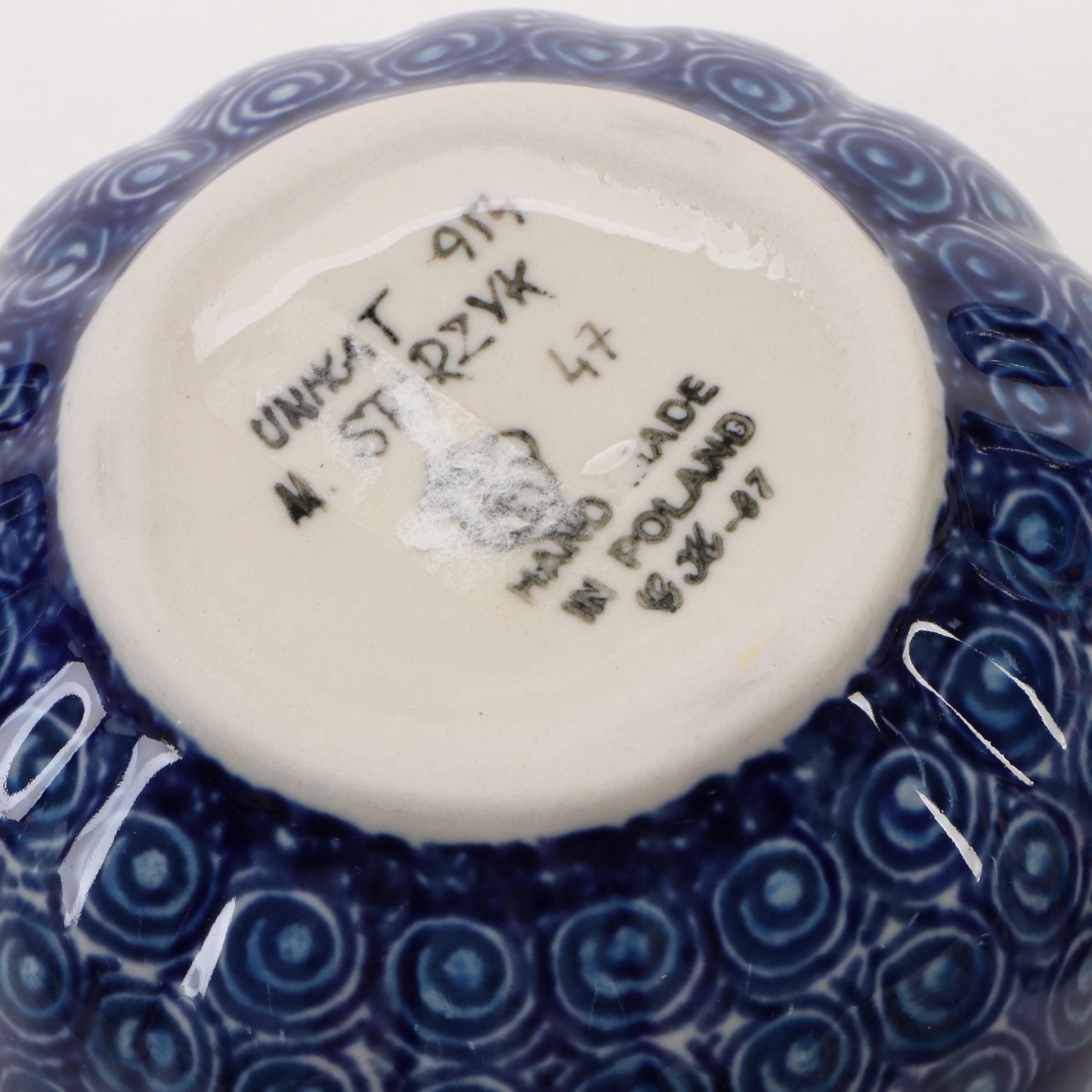 Bolesławiec Pottery Covered Butter Dish with Other Tableware