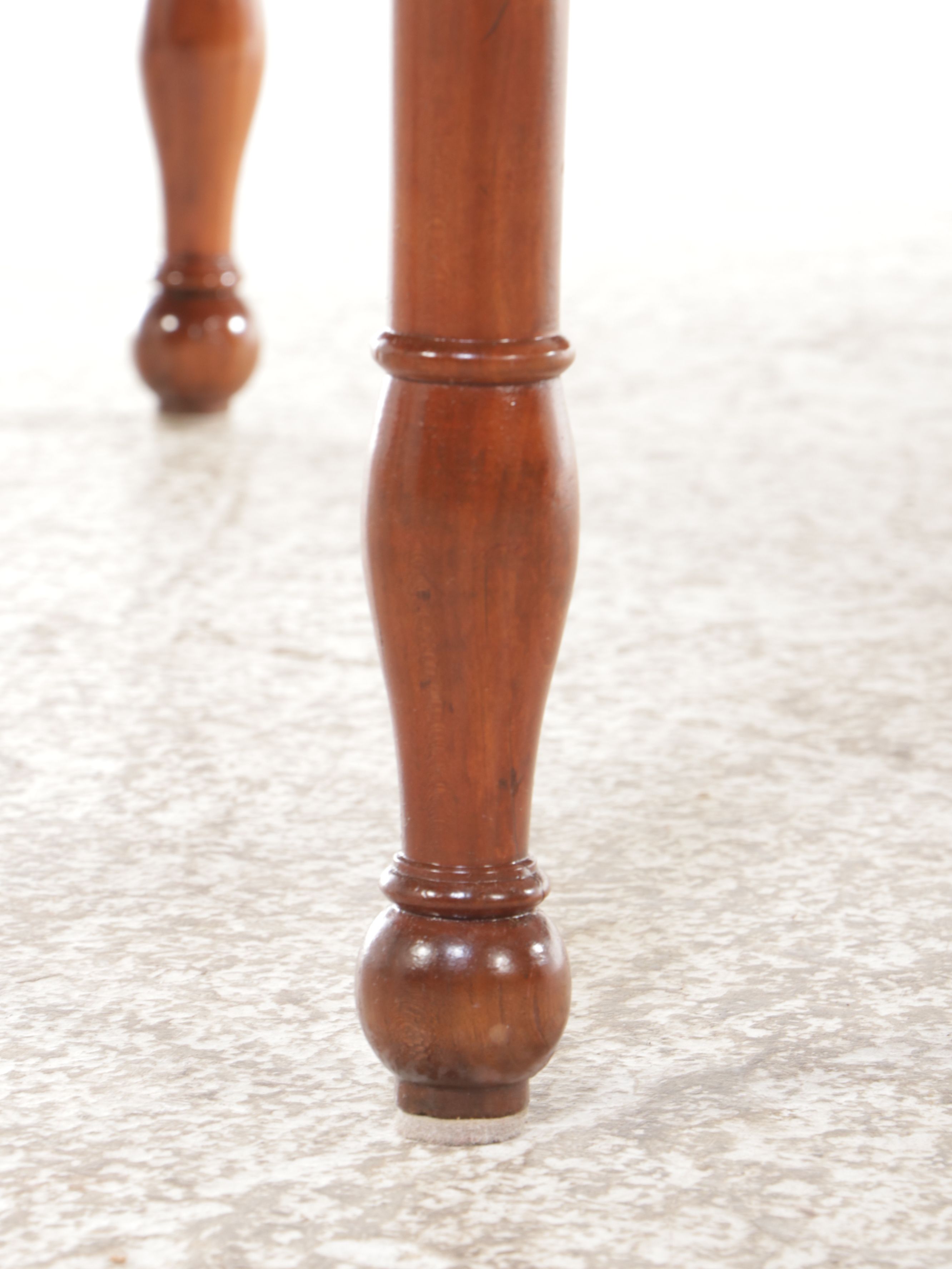 Sheraton Style Cherry Drop Leaf Table