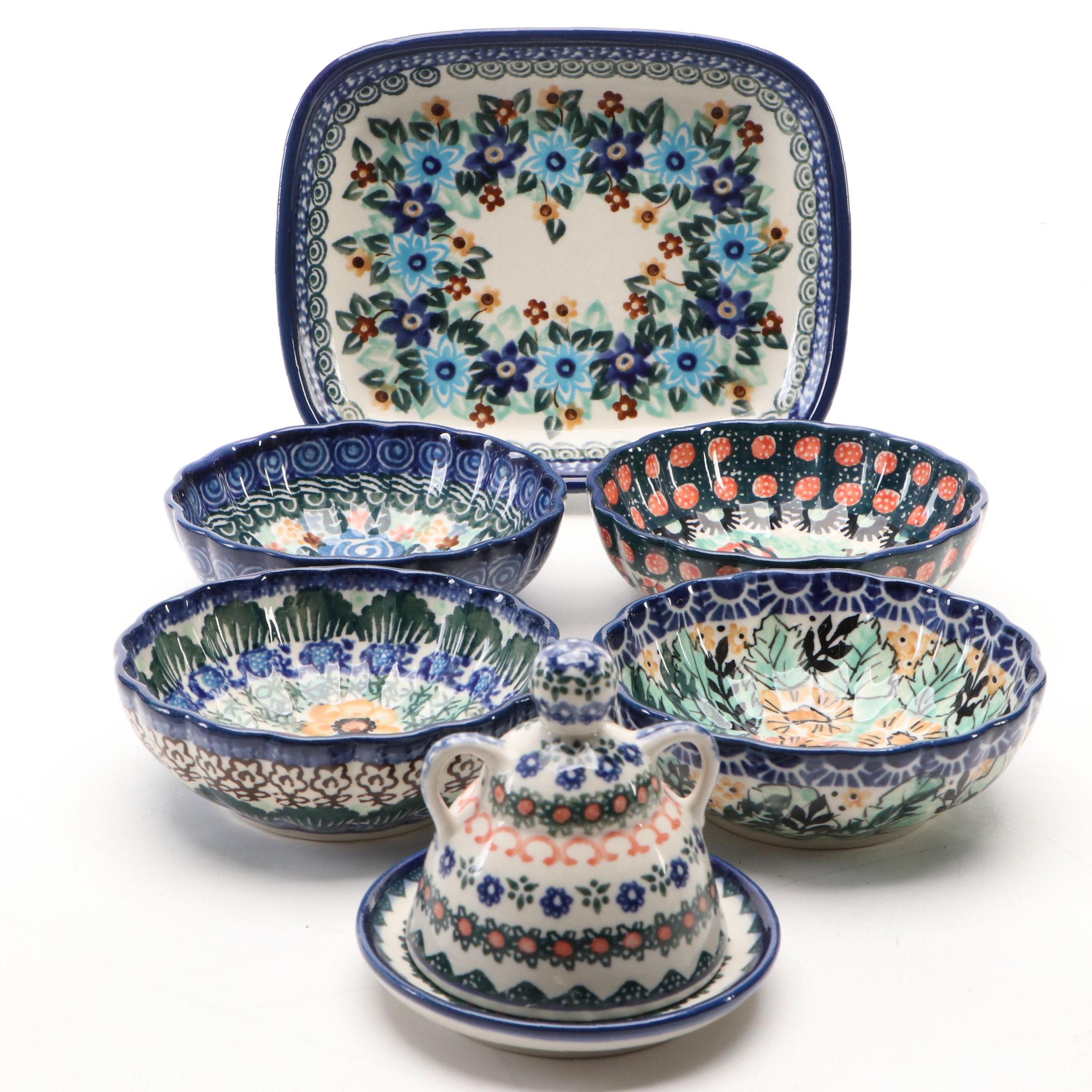 Bolesławiec Pottery Covered Butter Dish with Other Tableware
