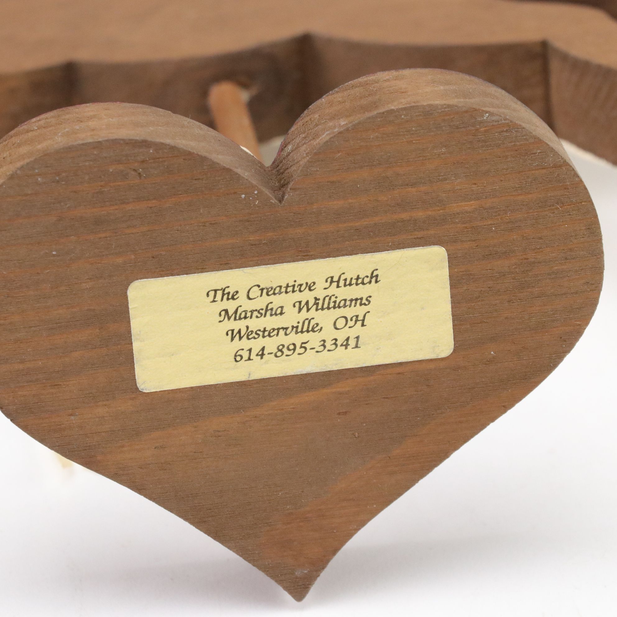 Pilgrim Couple Bottle Sock Puppets with Betsy Ross Figure and Patriotic Decor