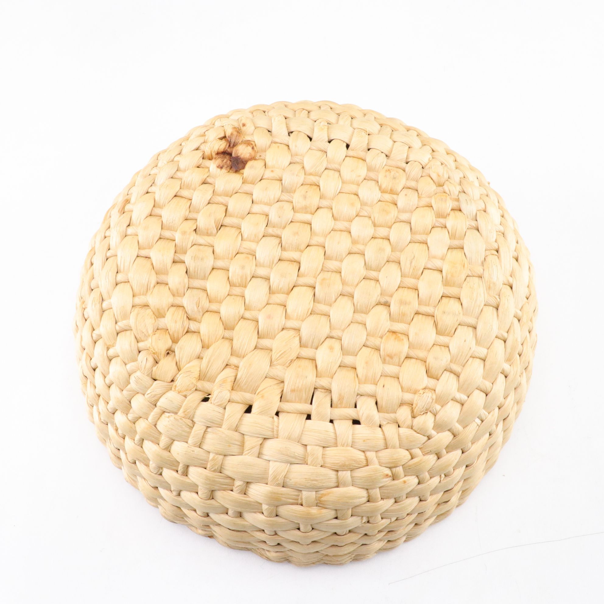 Pilgrim Couple Bottle Sock Puppets with Betsy Ross Figure and Patriotic Decor