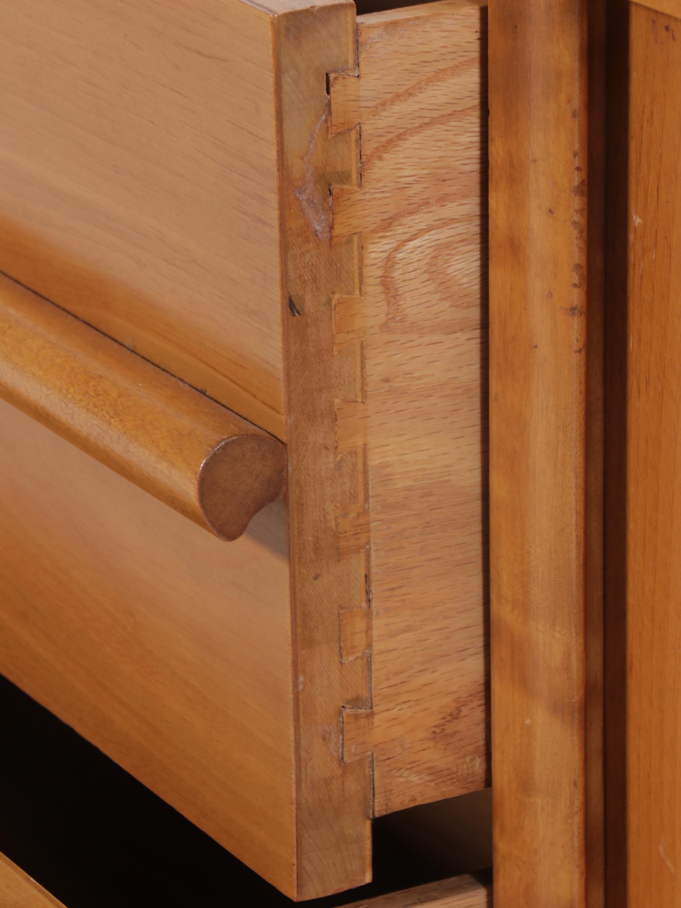 Widdicomb Designed by T. H. Robsjohn-Gibbings MCM China Cabinet