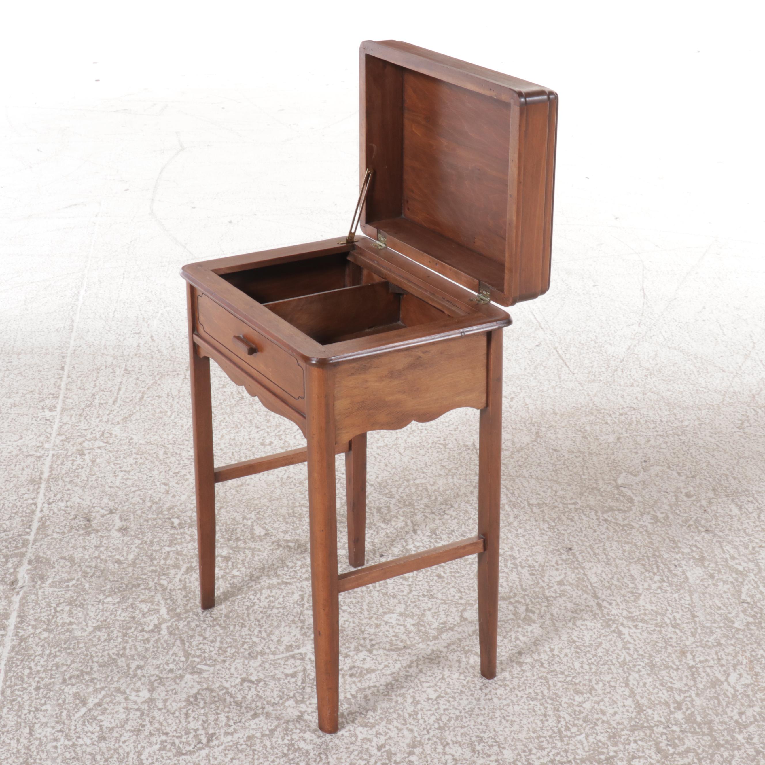 Hepplewhite Style Refurbished Mahogany Cellarette