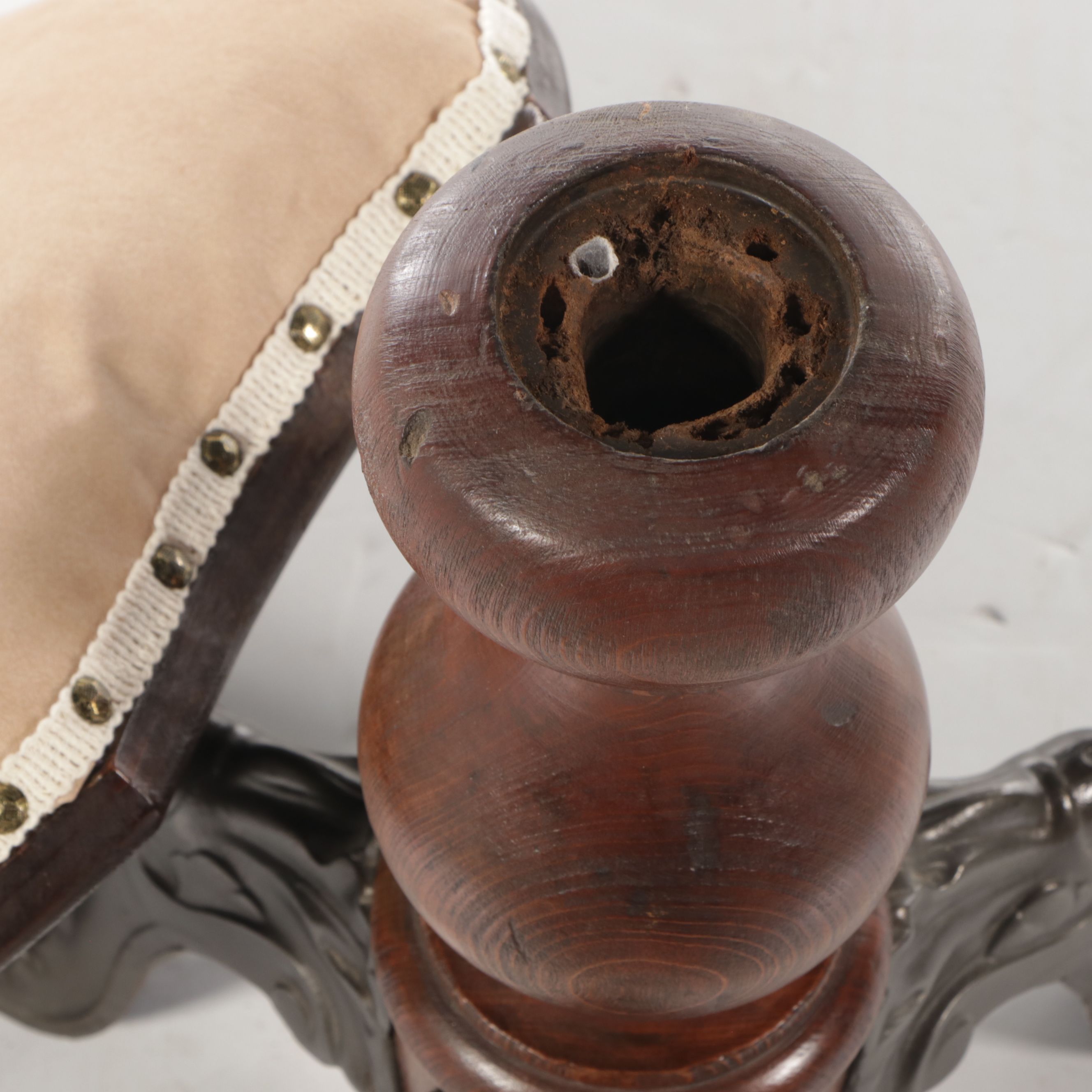 Victorian Mahogany Adjustable Piano Stool