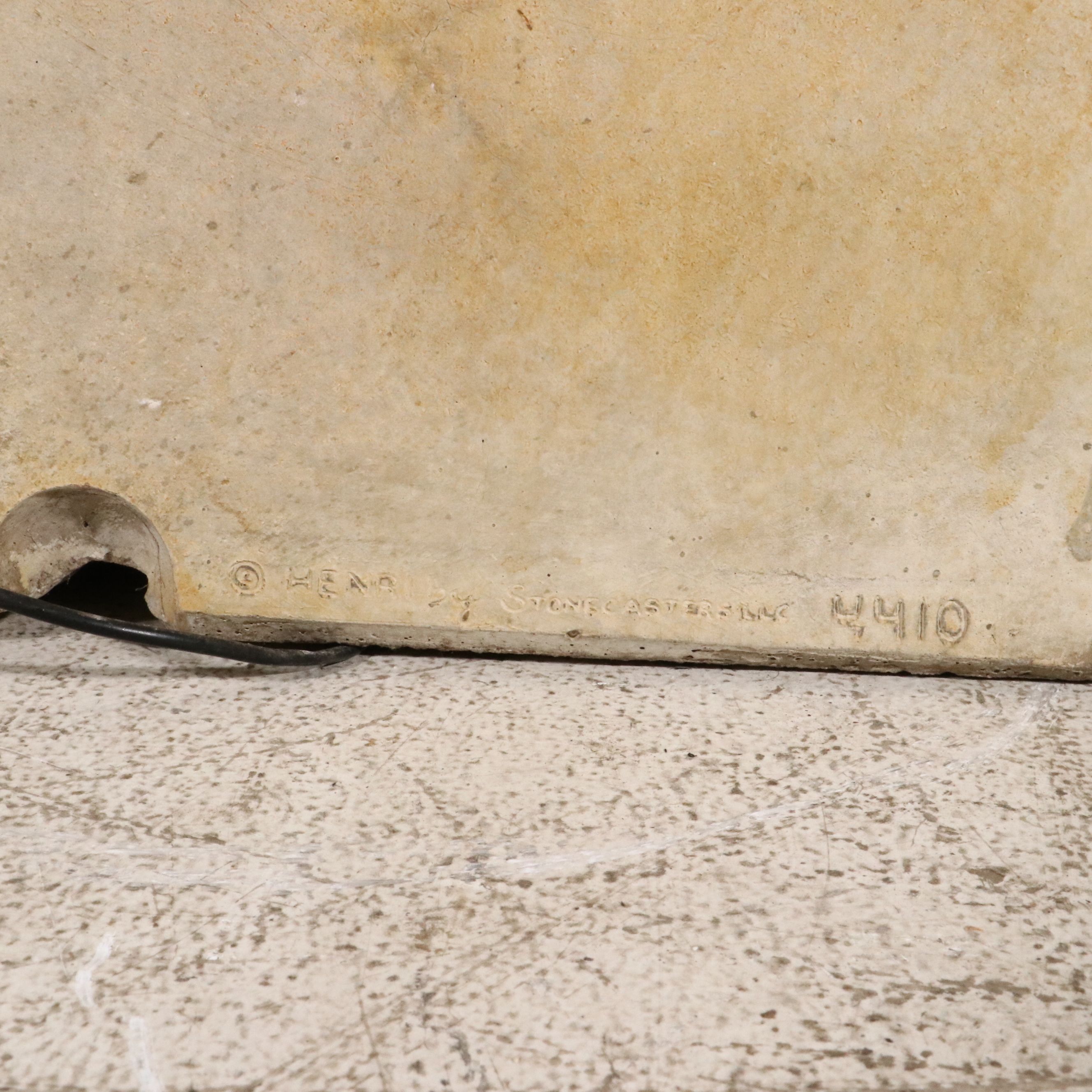 Henri by Stonecasters Lion Head Floor Fountain with Light and Hardware