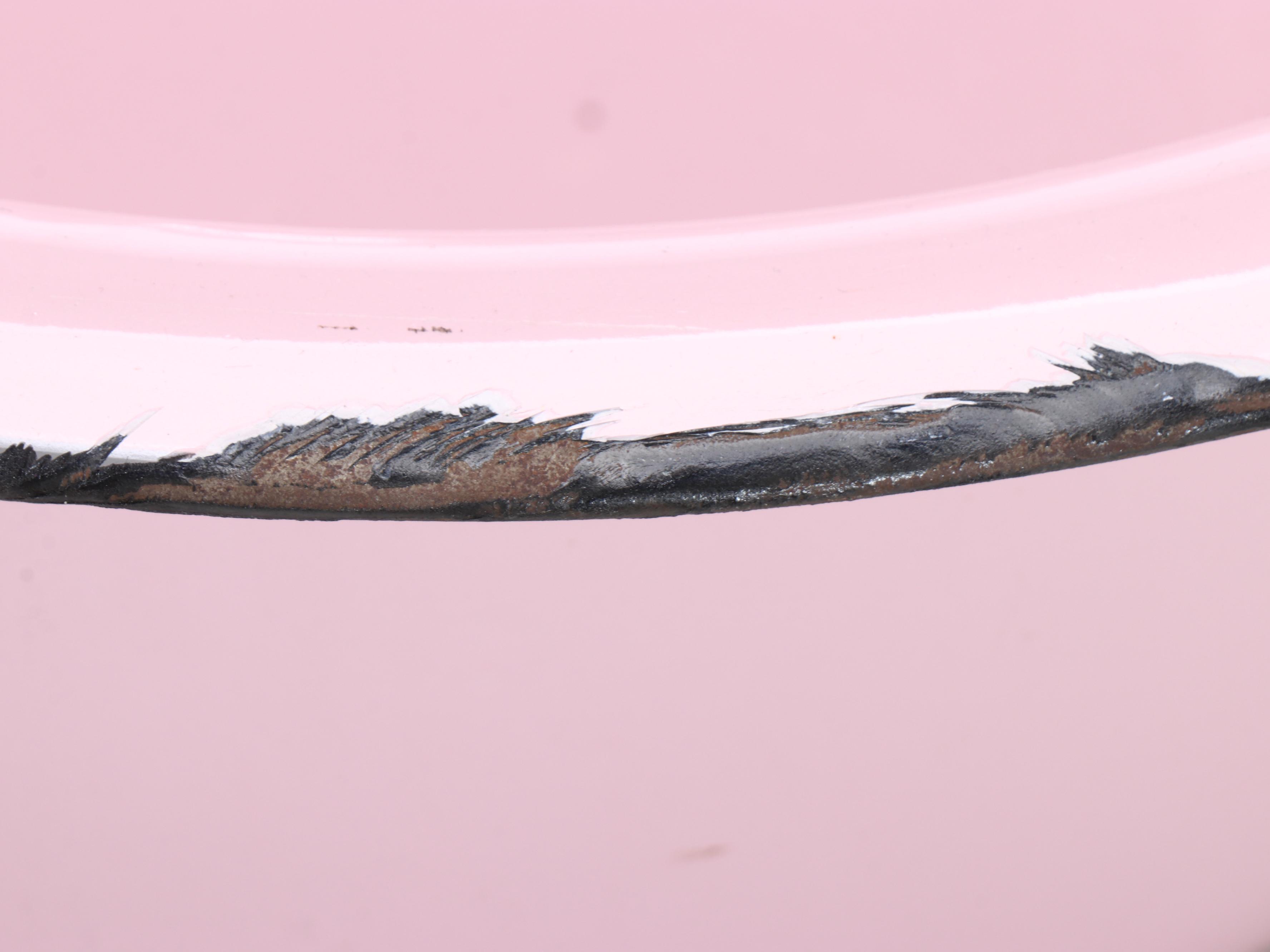 Pink Enameled Lavabo with Tub and Other Decor, Early to Mid-20th Century