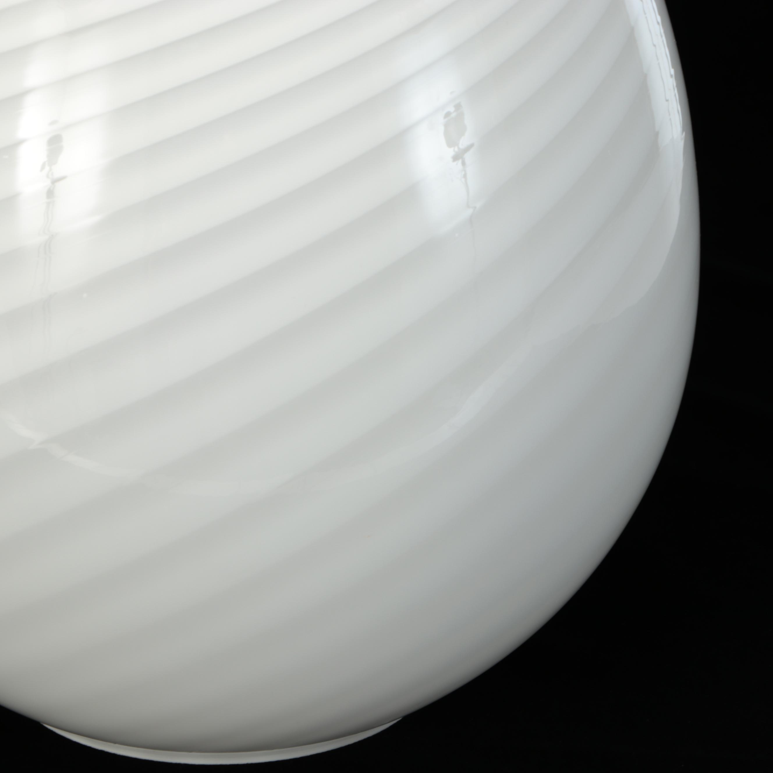 Vetri Murano Style Swirled Glass Egg Accent Lamp, Vintage