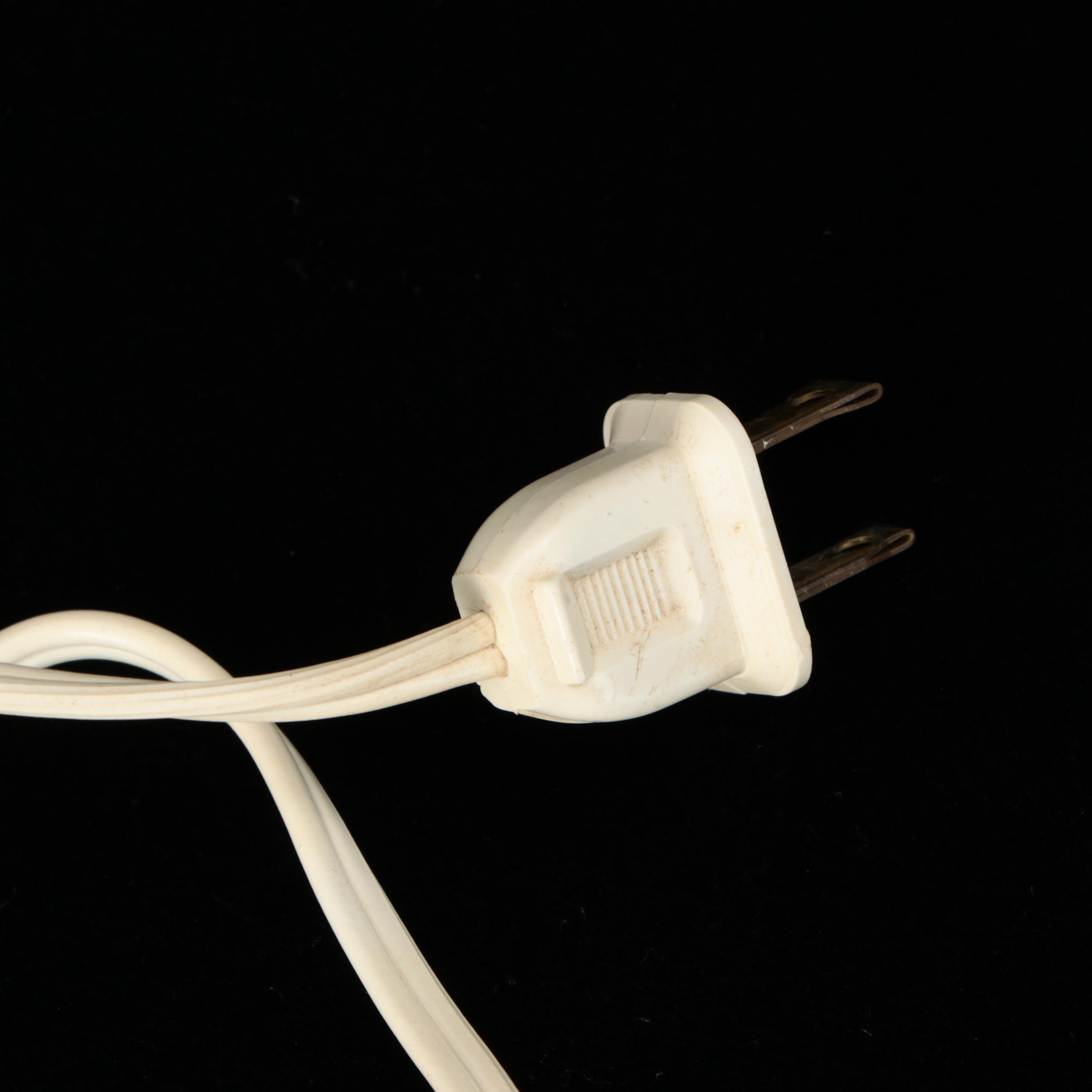 Vetri Murano Style Swirled Glass Egg Accent Lamp, Vintage