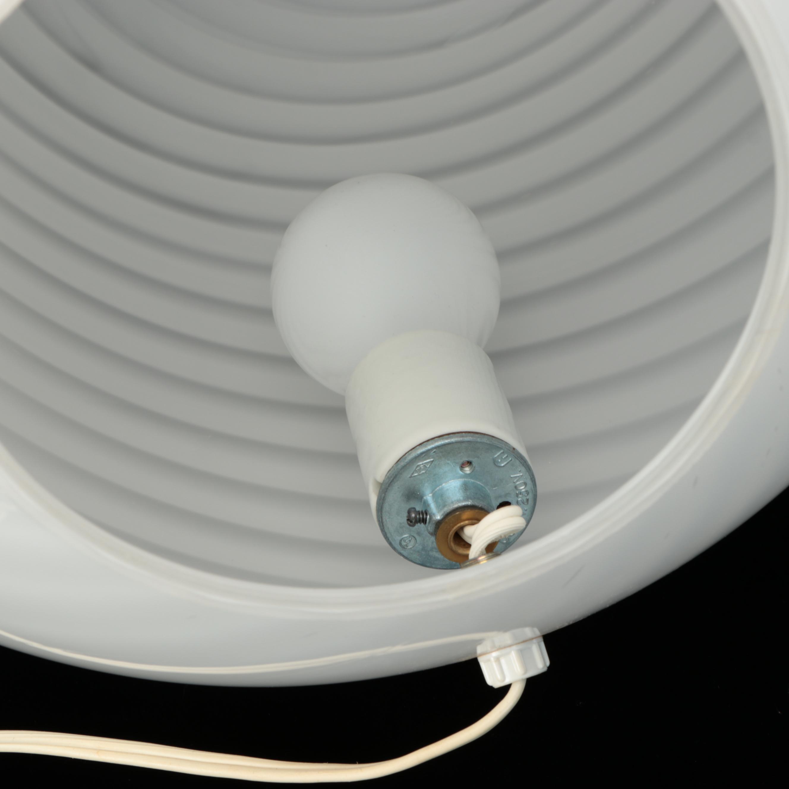 Vetri Murano Style Swirled Glass Egg Accent Lamp, Vintage