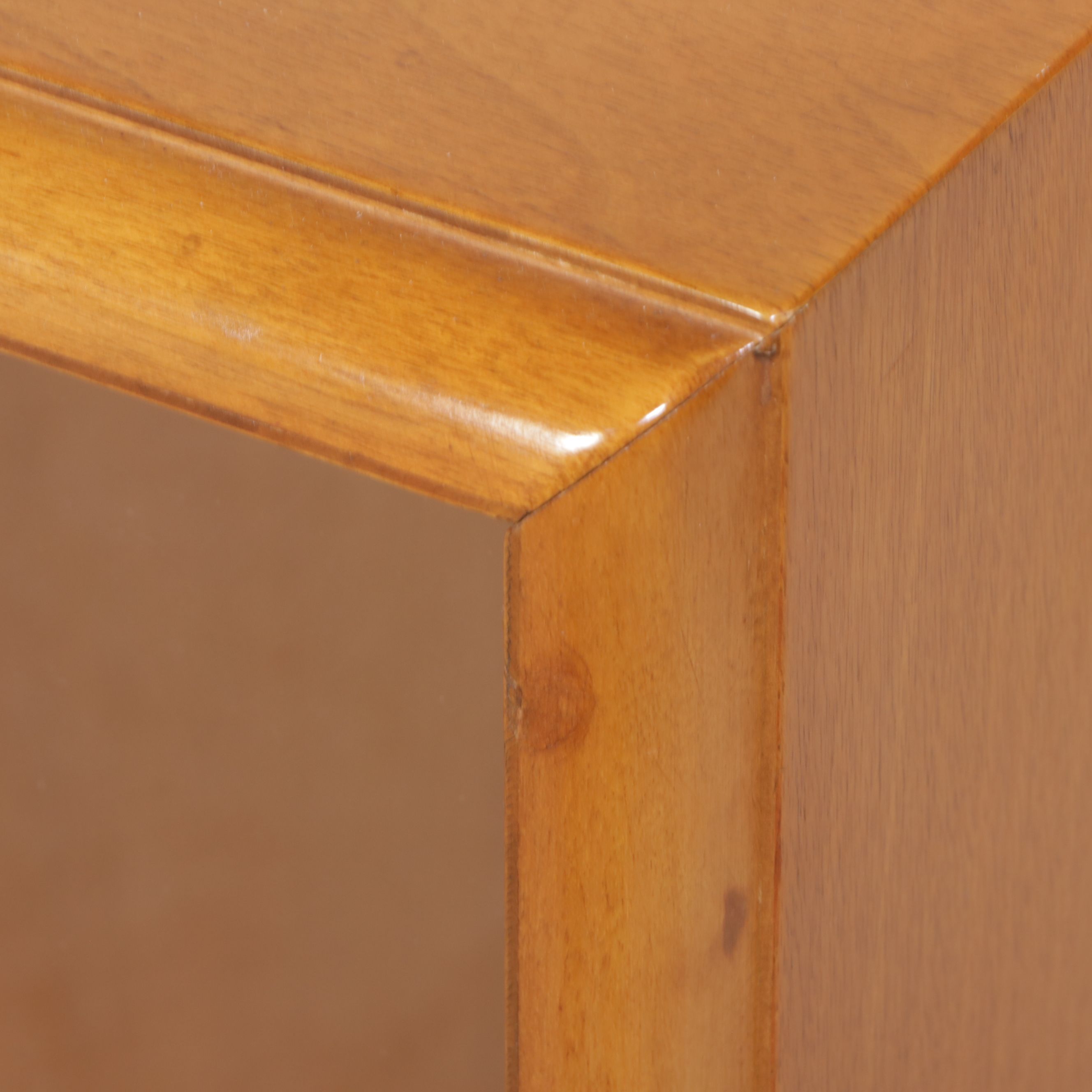 Widdicomb Designed by T. H. Robsjohn-Gibbings MCM China Cabinet