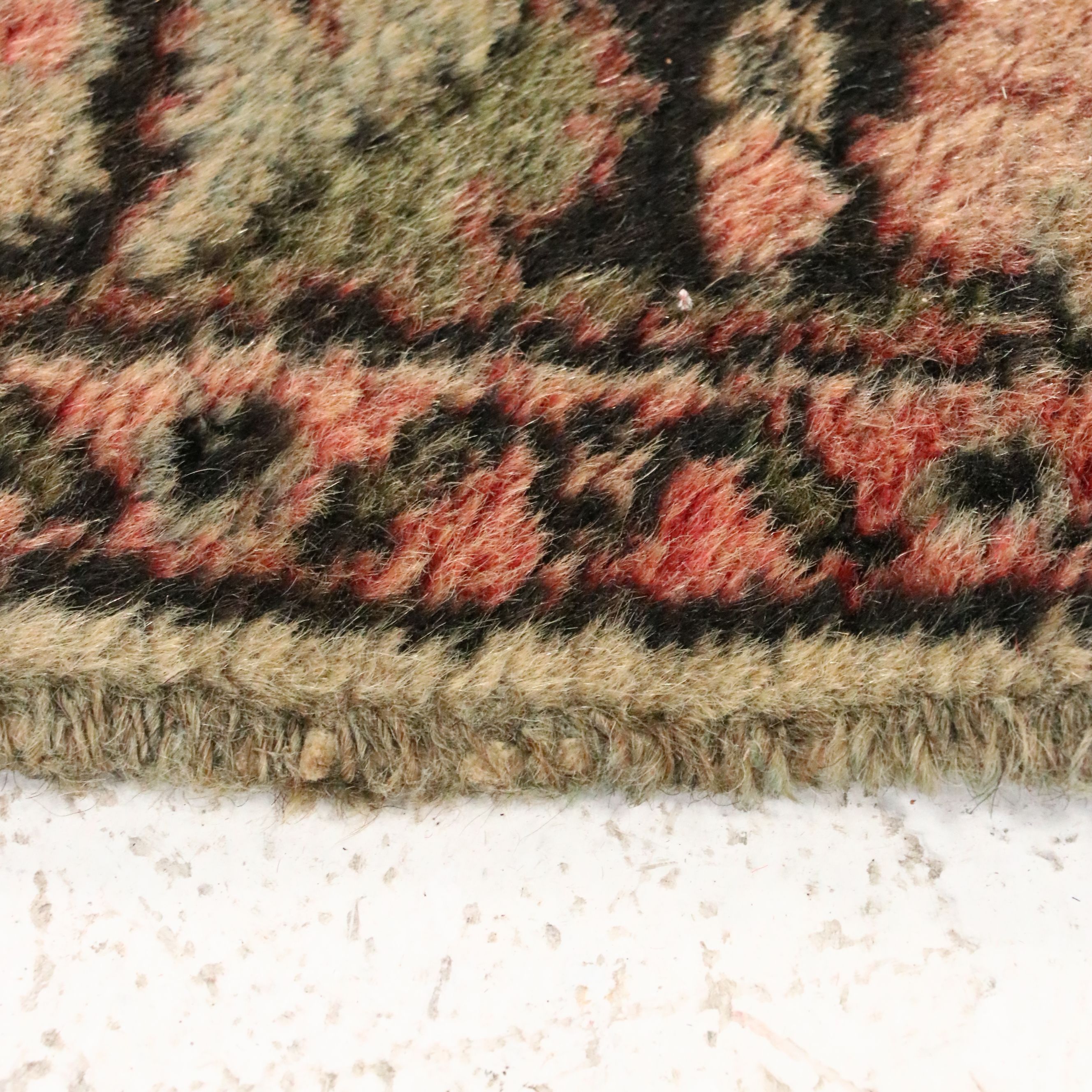 2'8 x 11'8 Hand-Knotted Persian Sarouk Carpet Runner