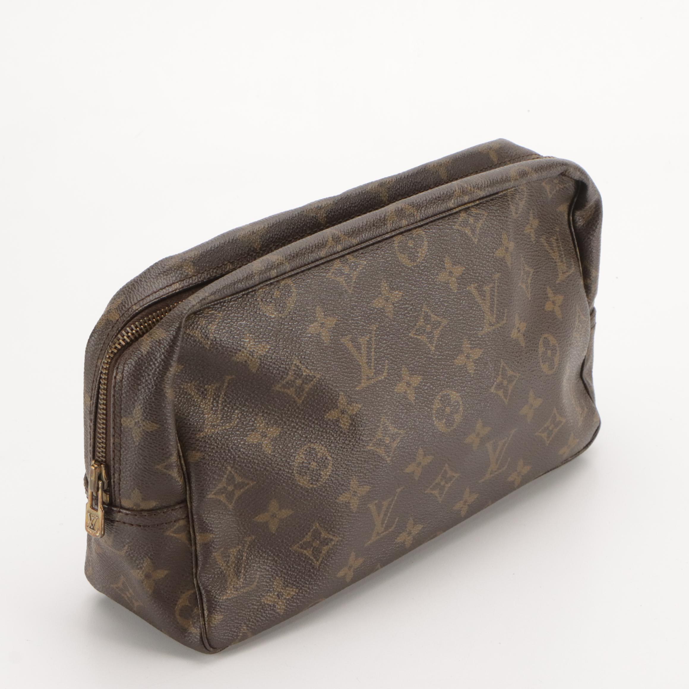 Louis Vuitton Trousse Toilette 28 in Monogram Canvas