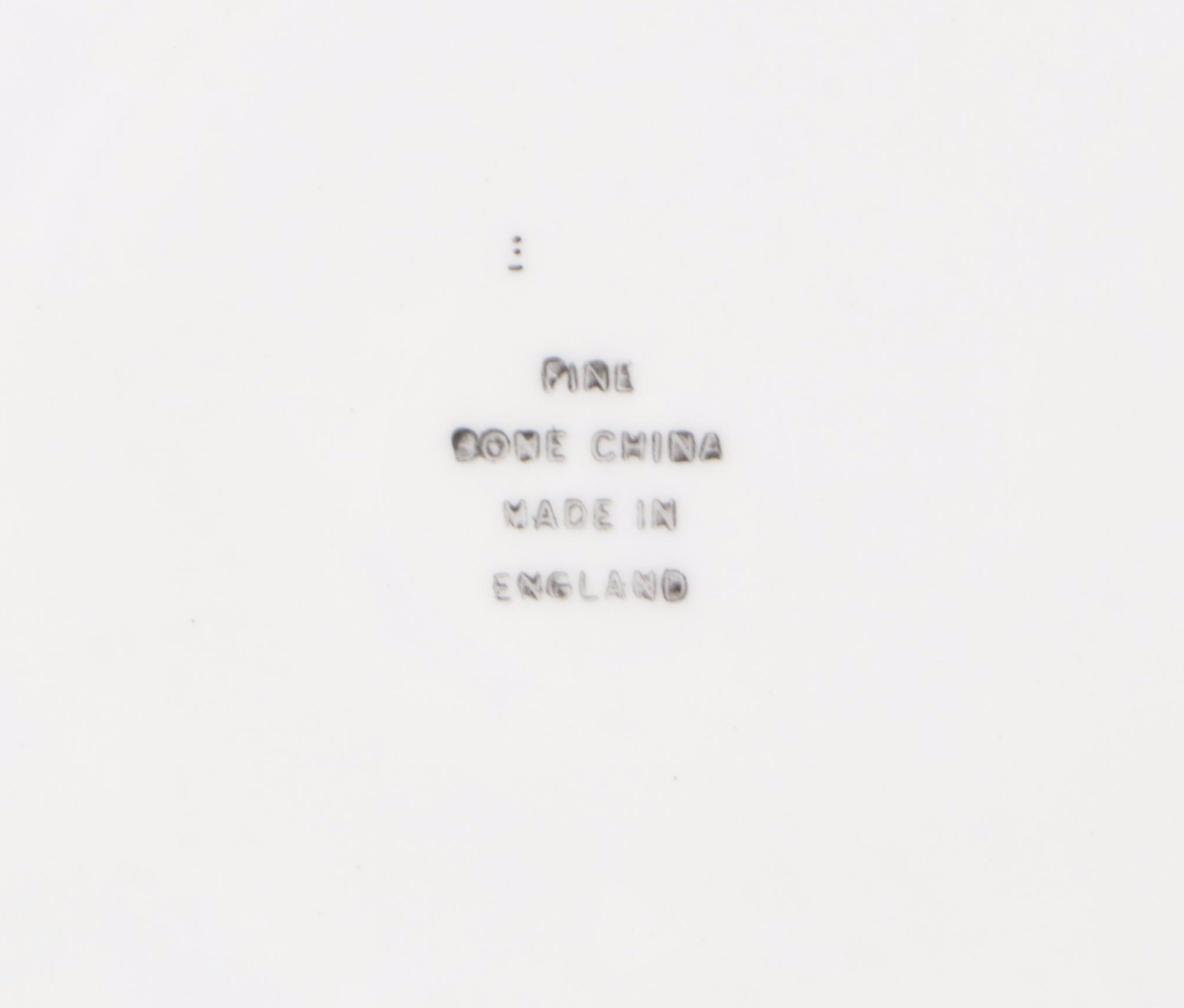 English Green Leaves with Red Berries Bone China Dinnerware