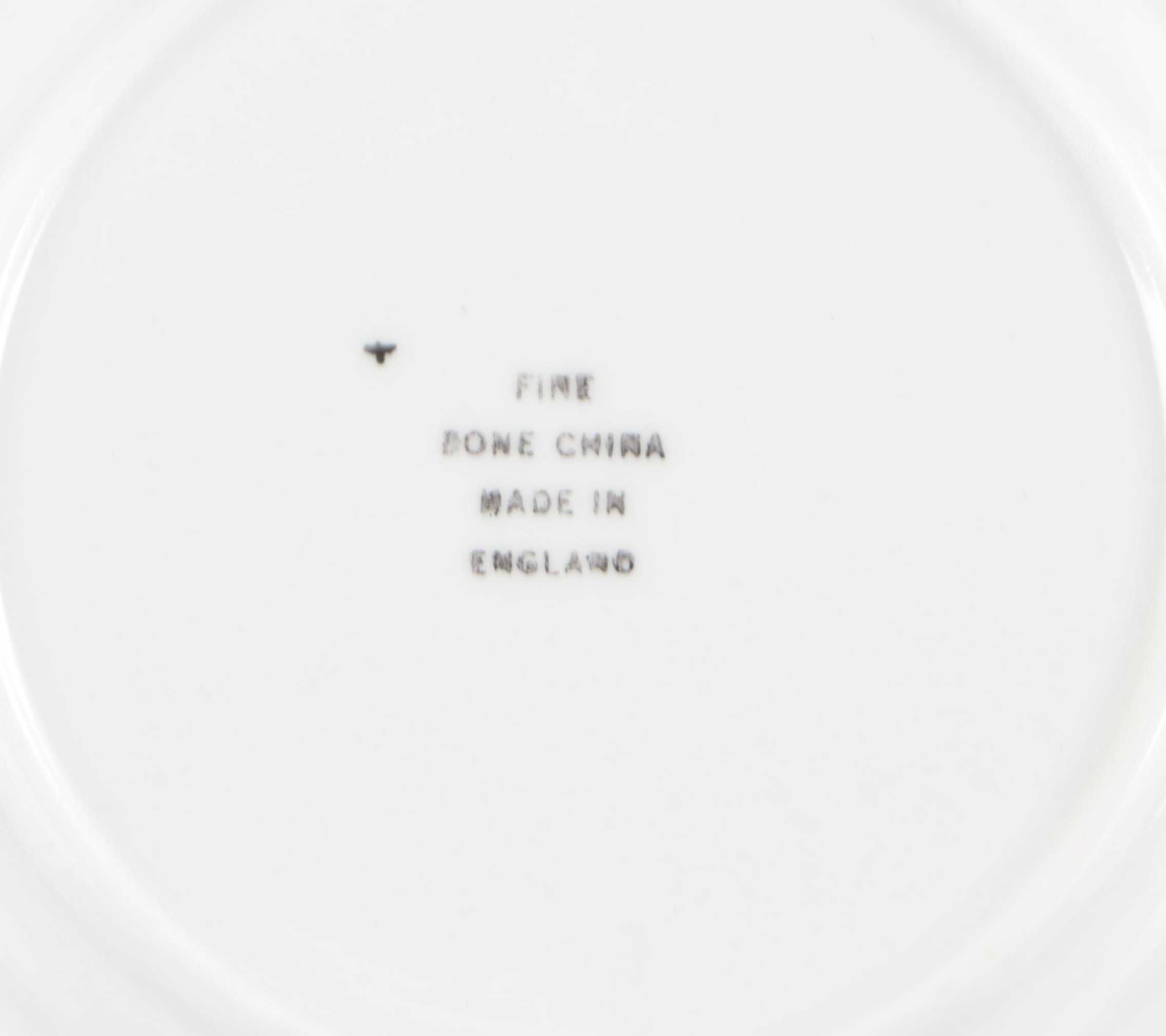 English Green Leaves with Red Berries Bone China Dinnerware