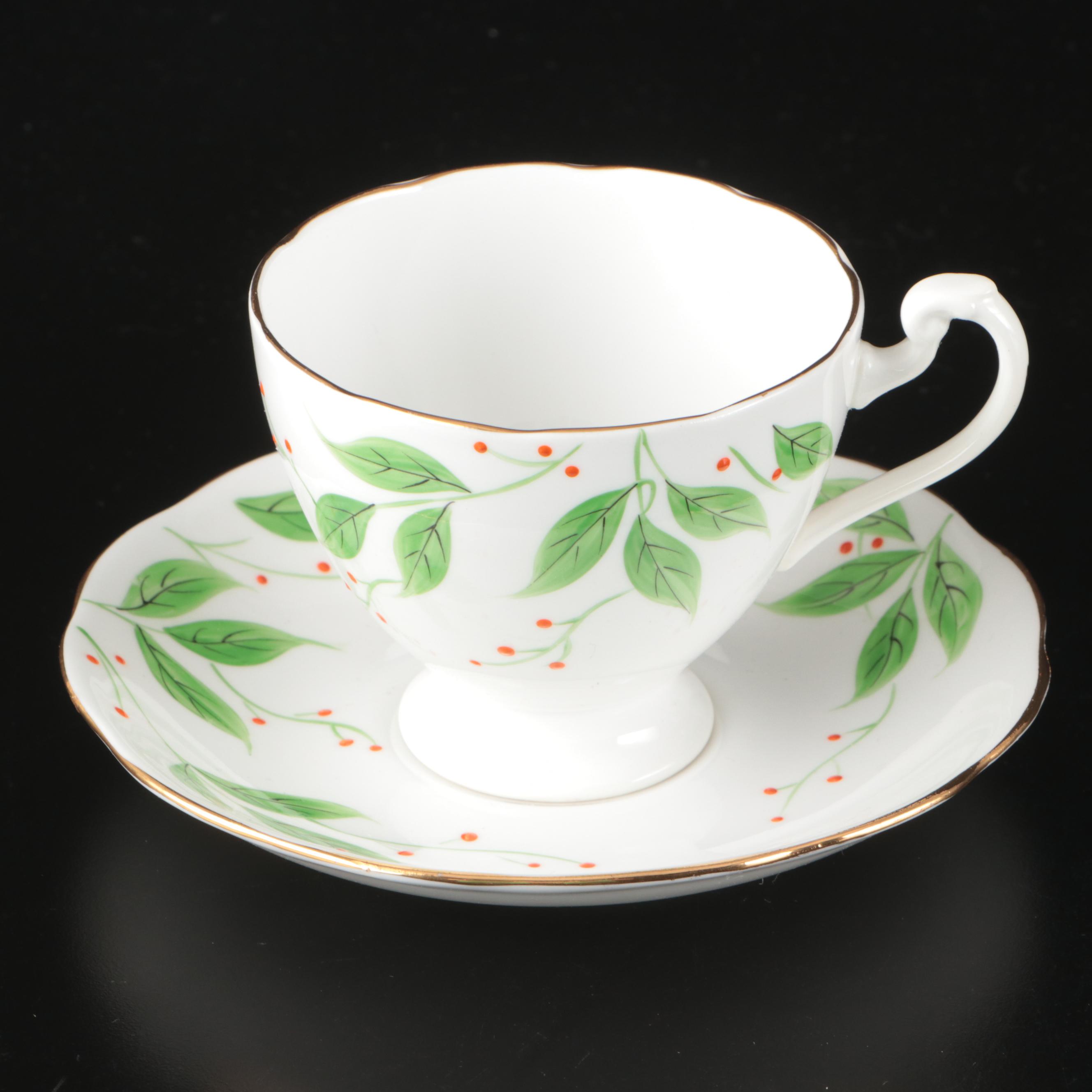 English Green Leaves with Red Berries Bone China Dinnerware