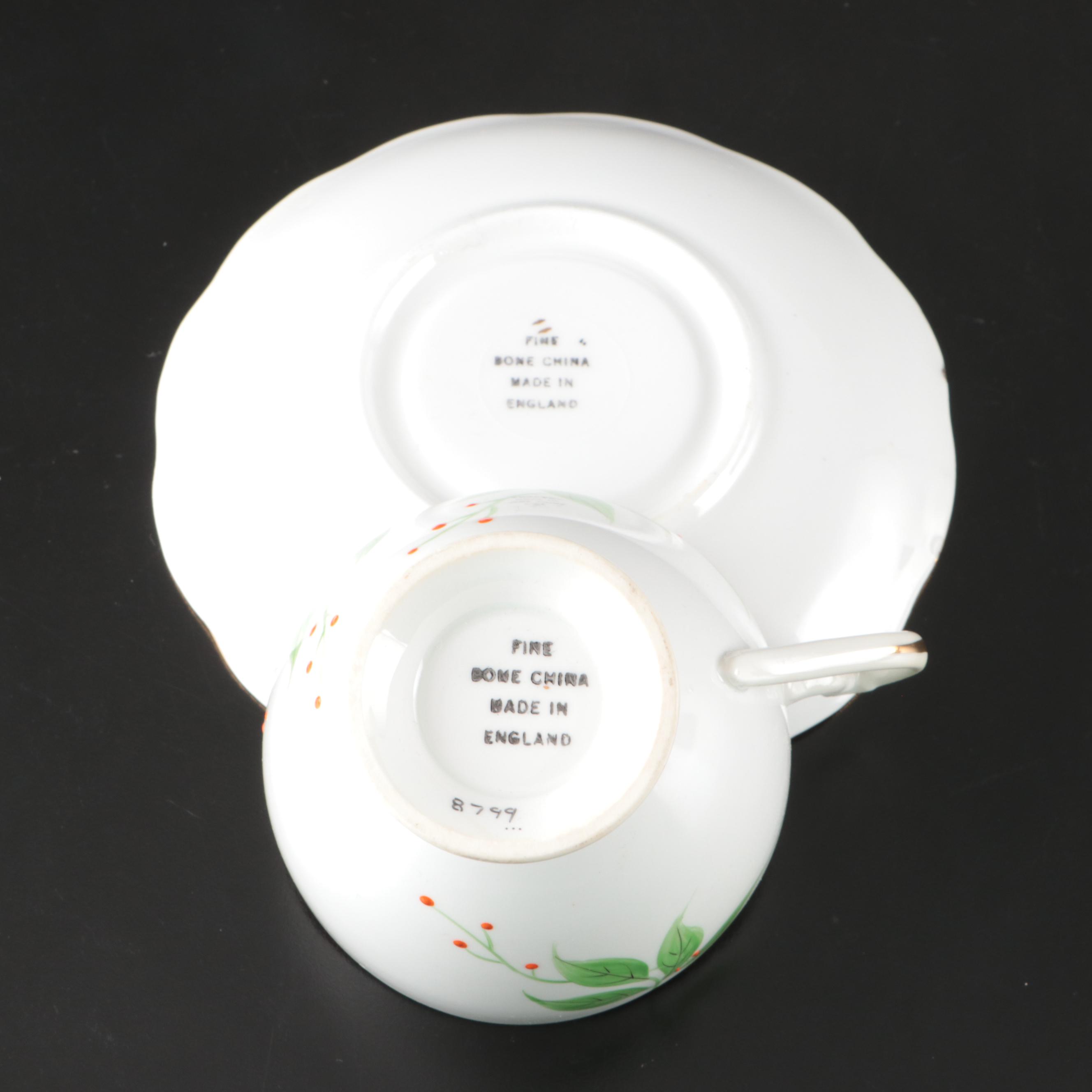 English Green Leaves with Red Berries Bone China Dinnerware